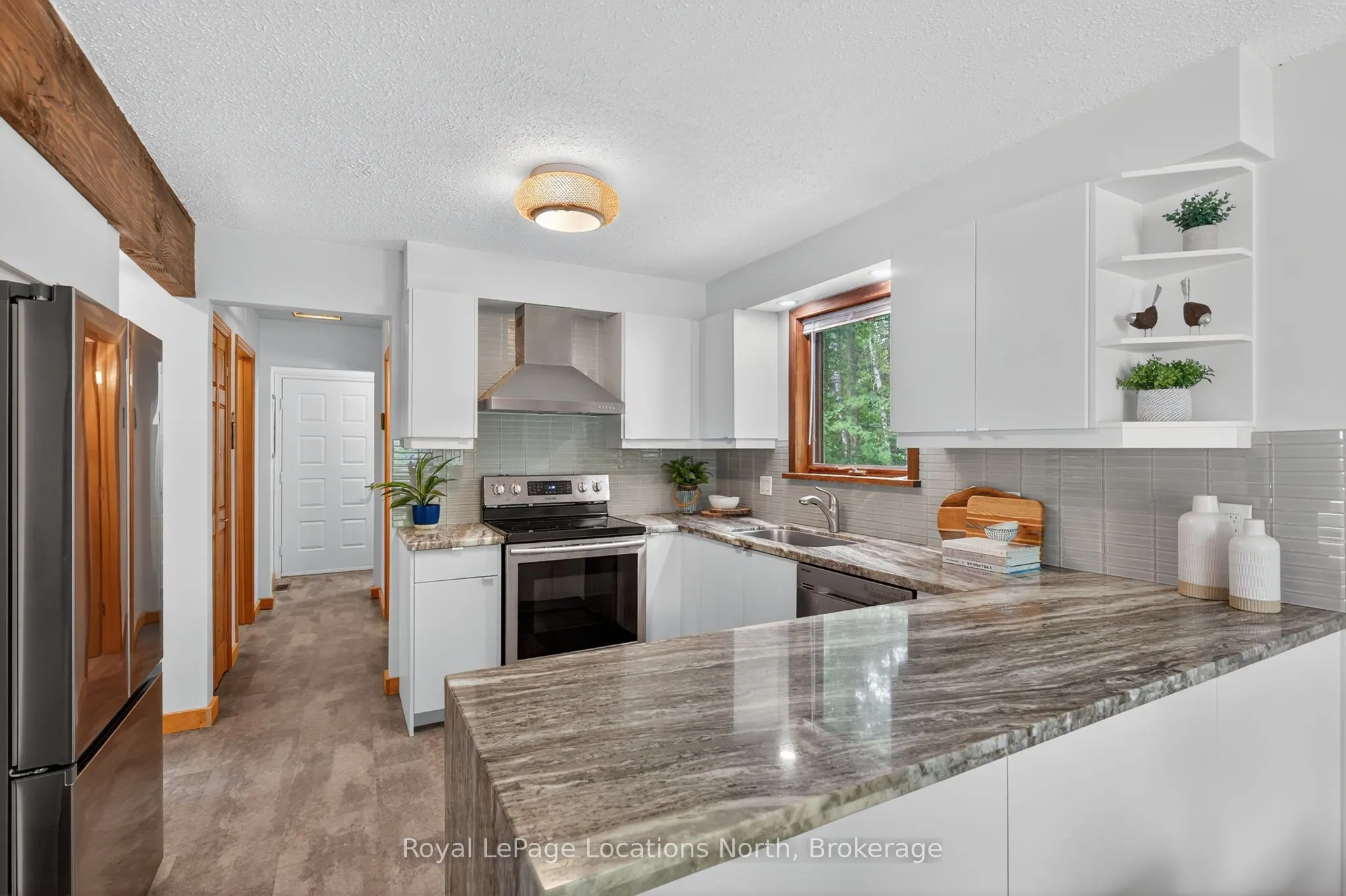 60 59th Street S