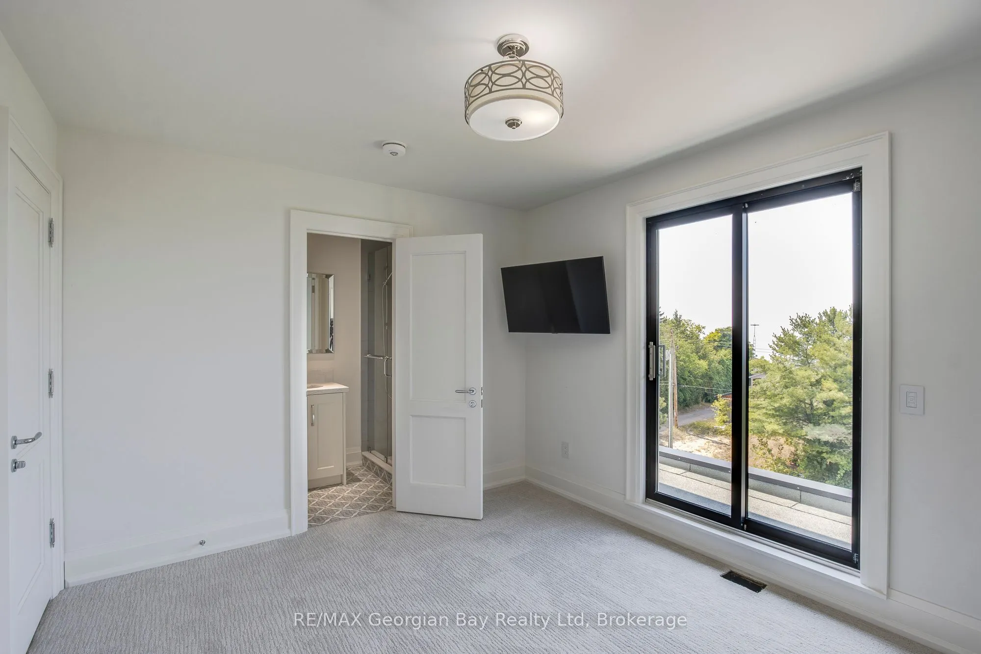 23 Trew Avenue