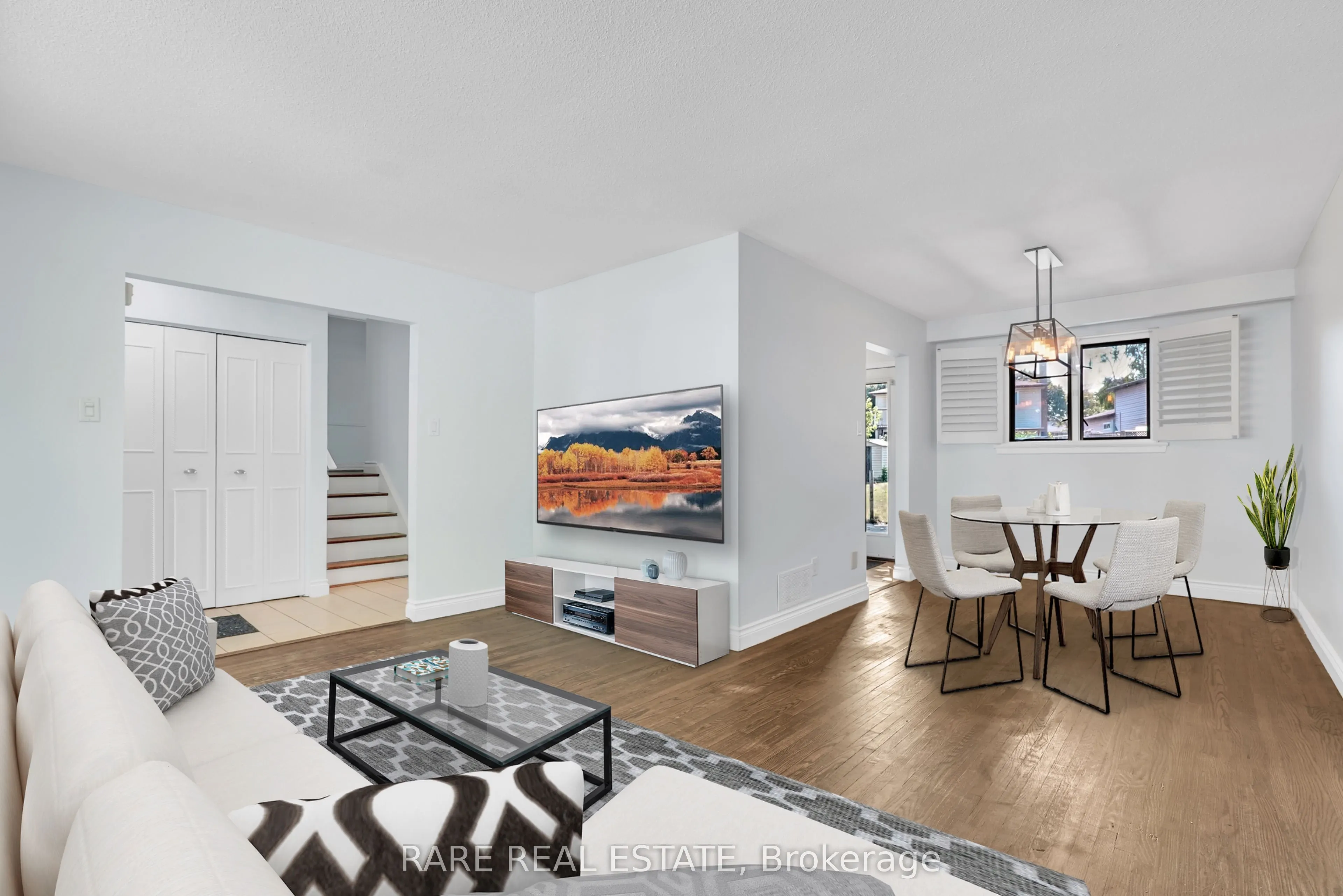 9 MEADOWLAND Avenue