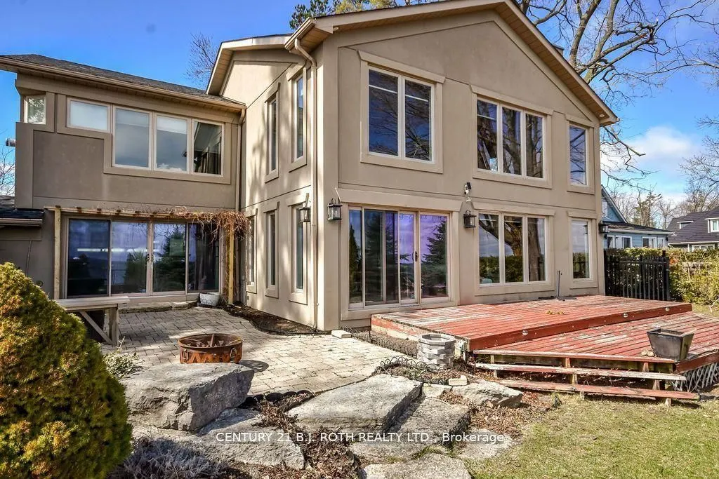 73 LAKESHORE Road W