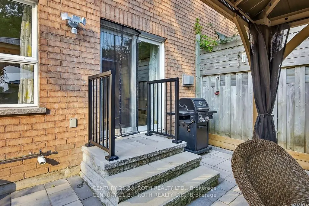 80 BRUCE Crescent