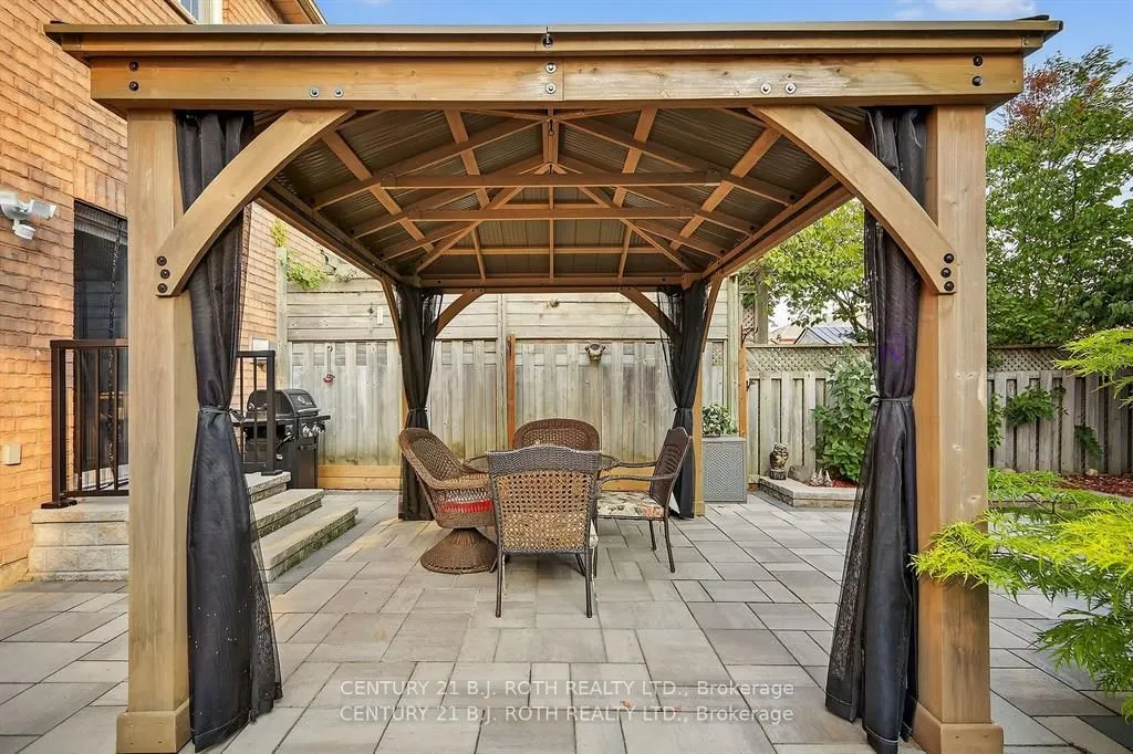 80 BRUCE Crescent