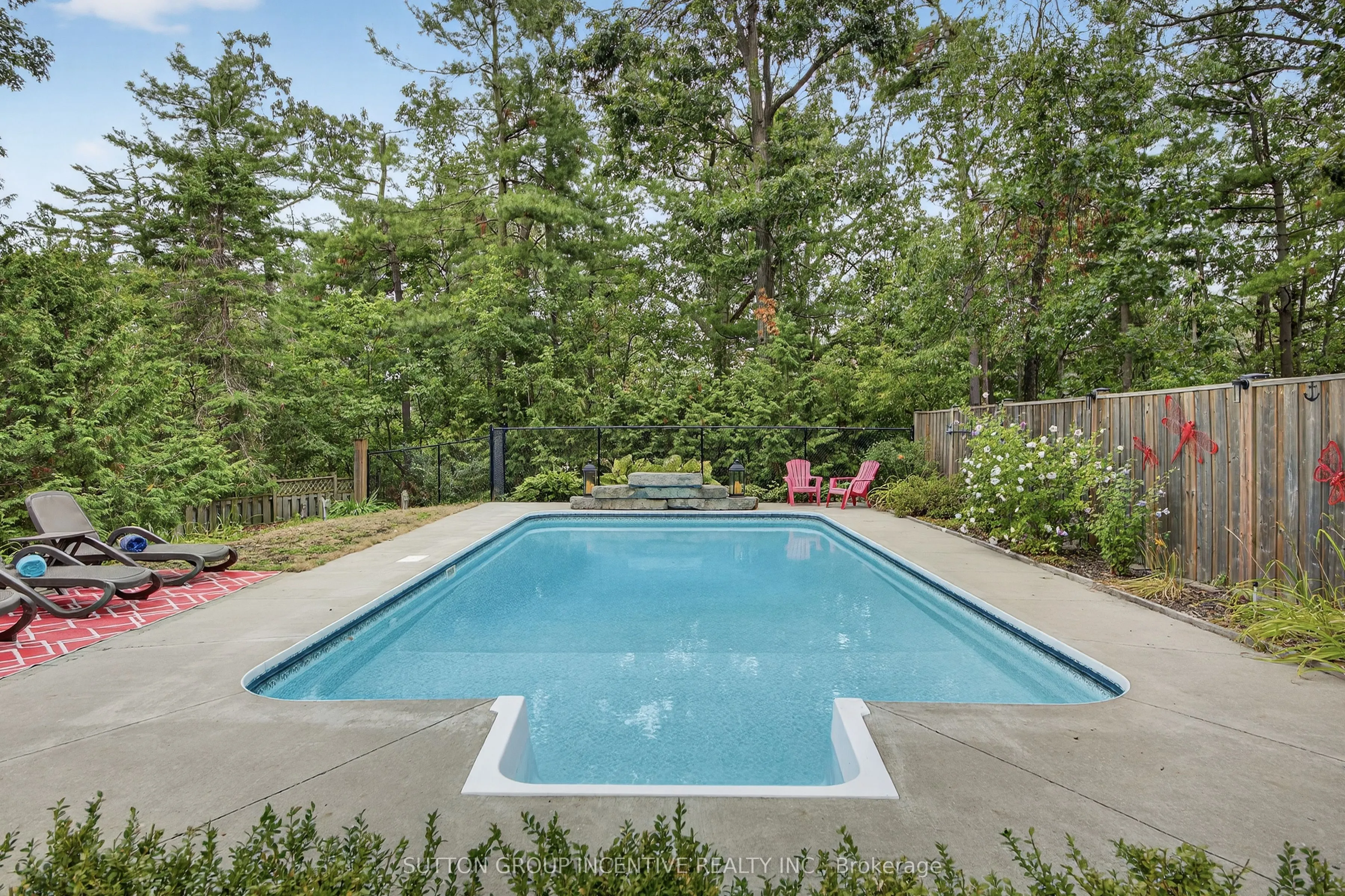 32 Valley Drive