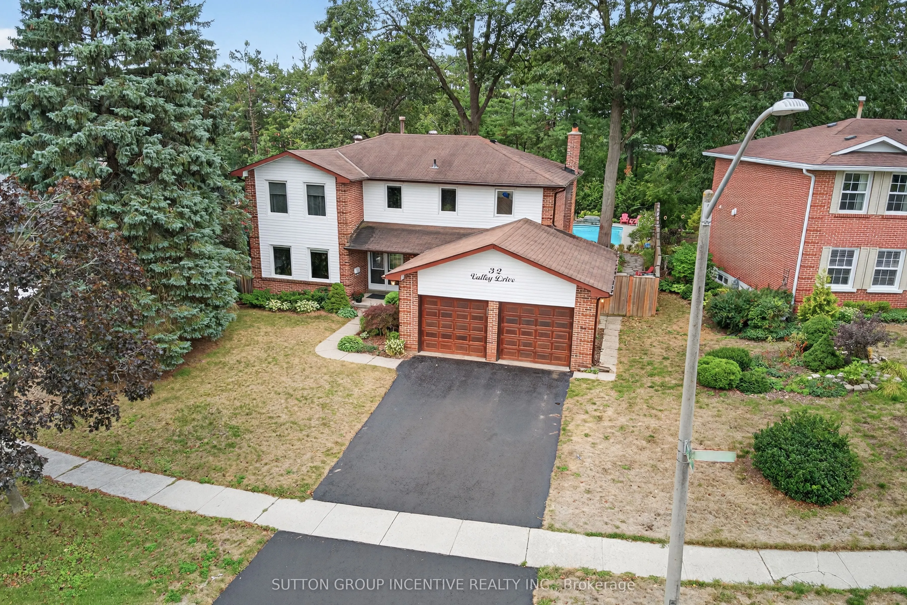 32 Valley Drive
