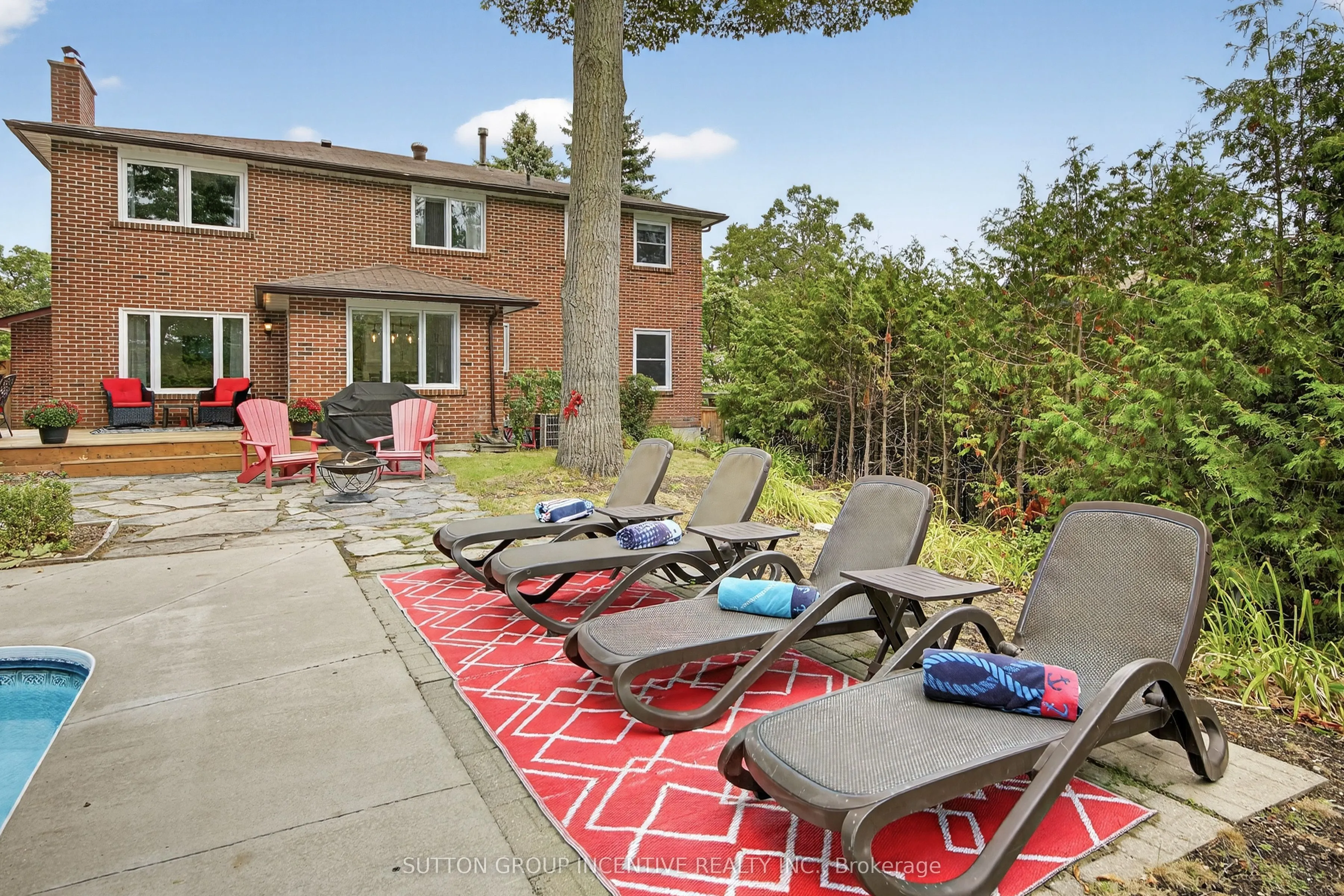 32 Valley Drive