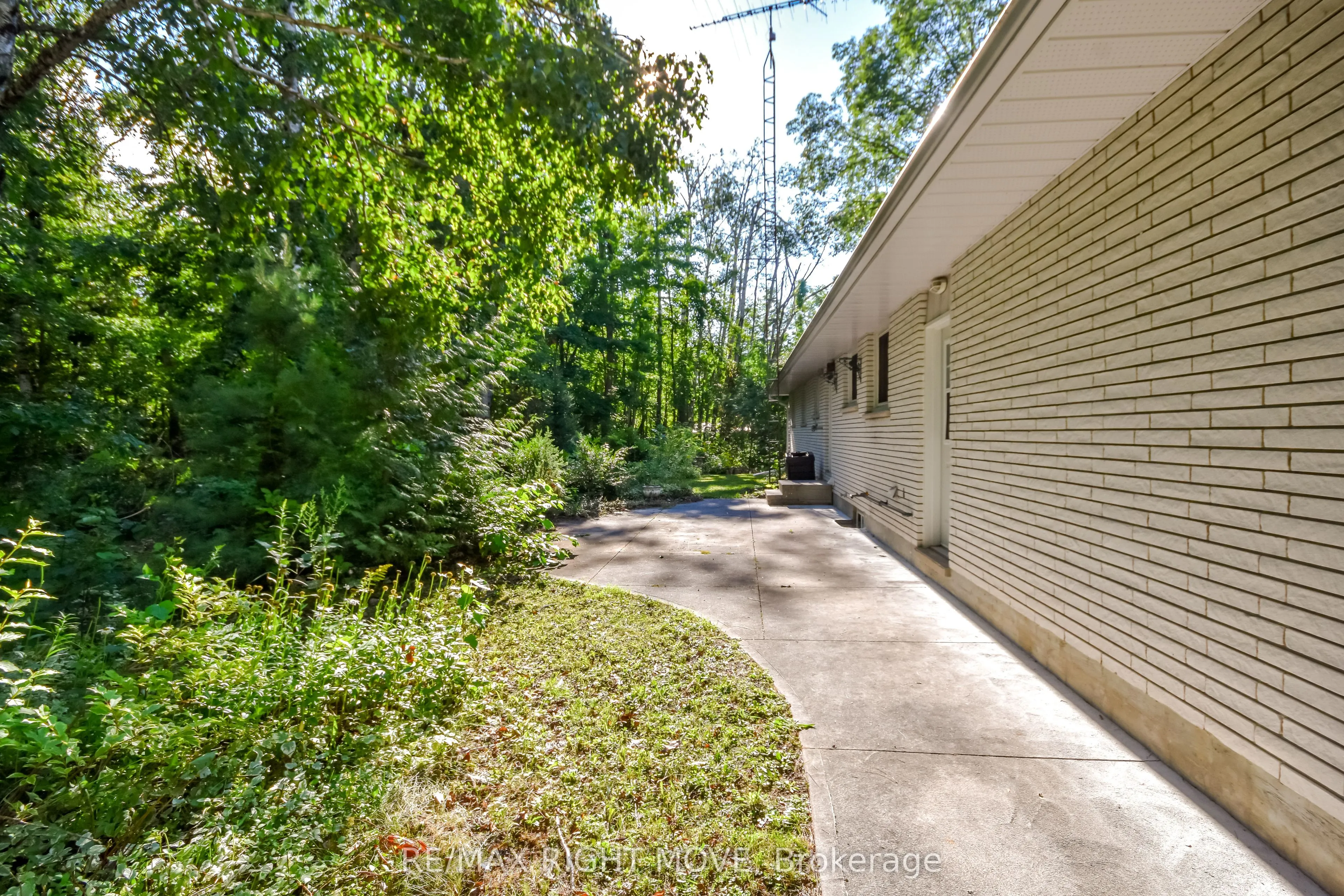 1781 Mt. St. Louis Road E