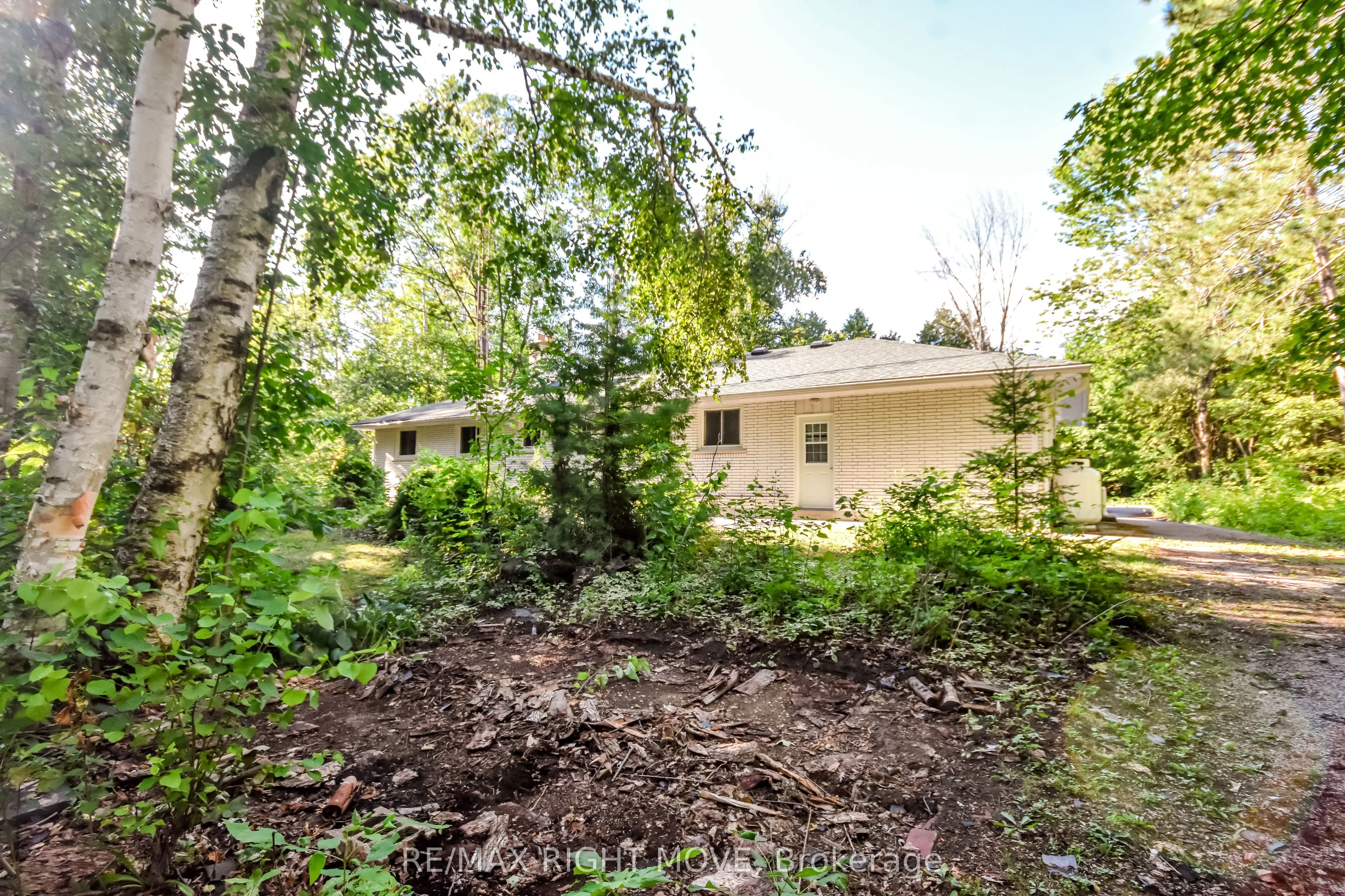 1781 Mt. St. Louis Road E