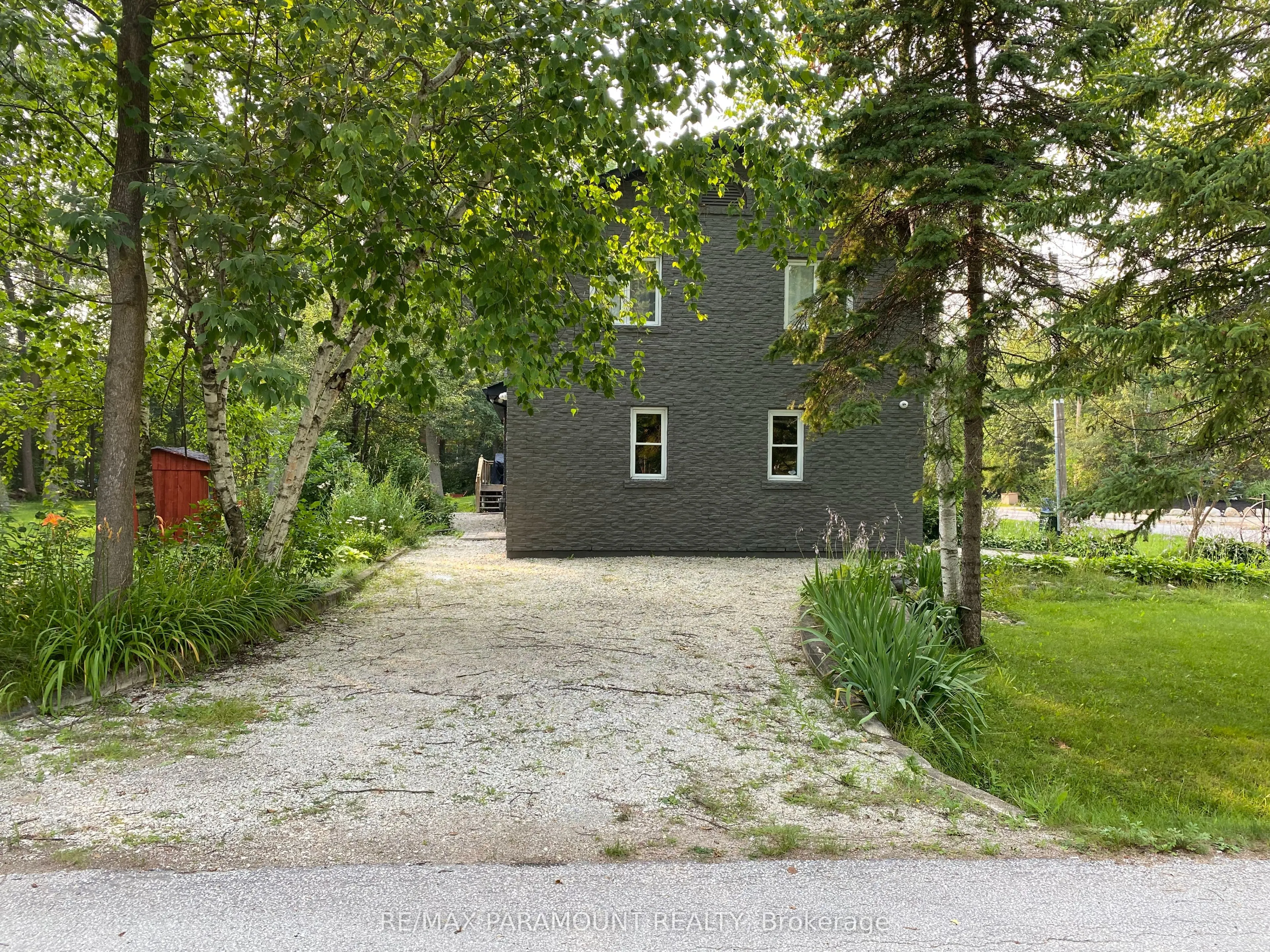 46 Glen Road