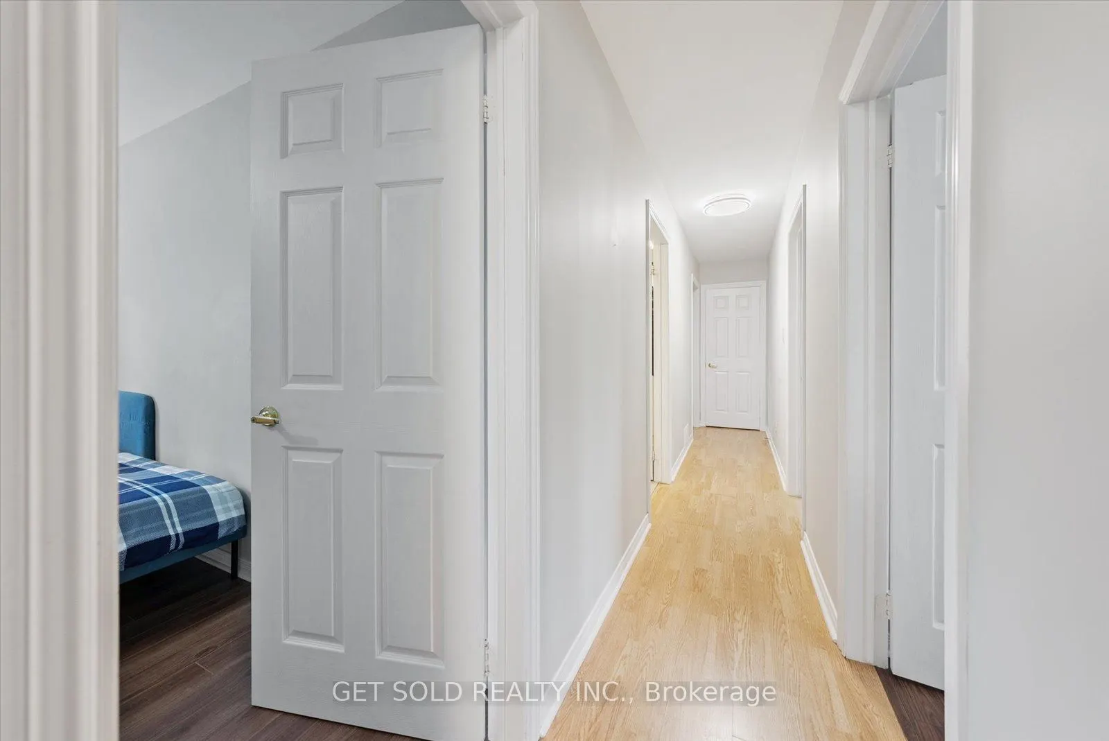 77 Simcoe Road