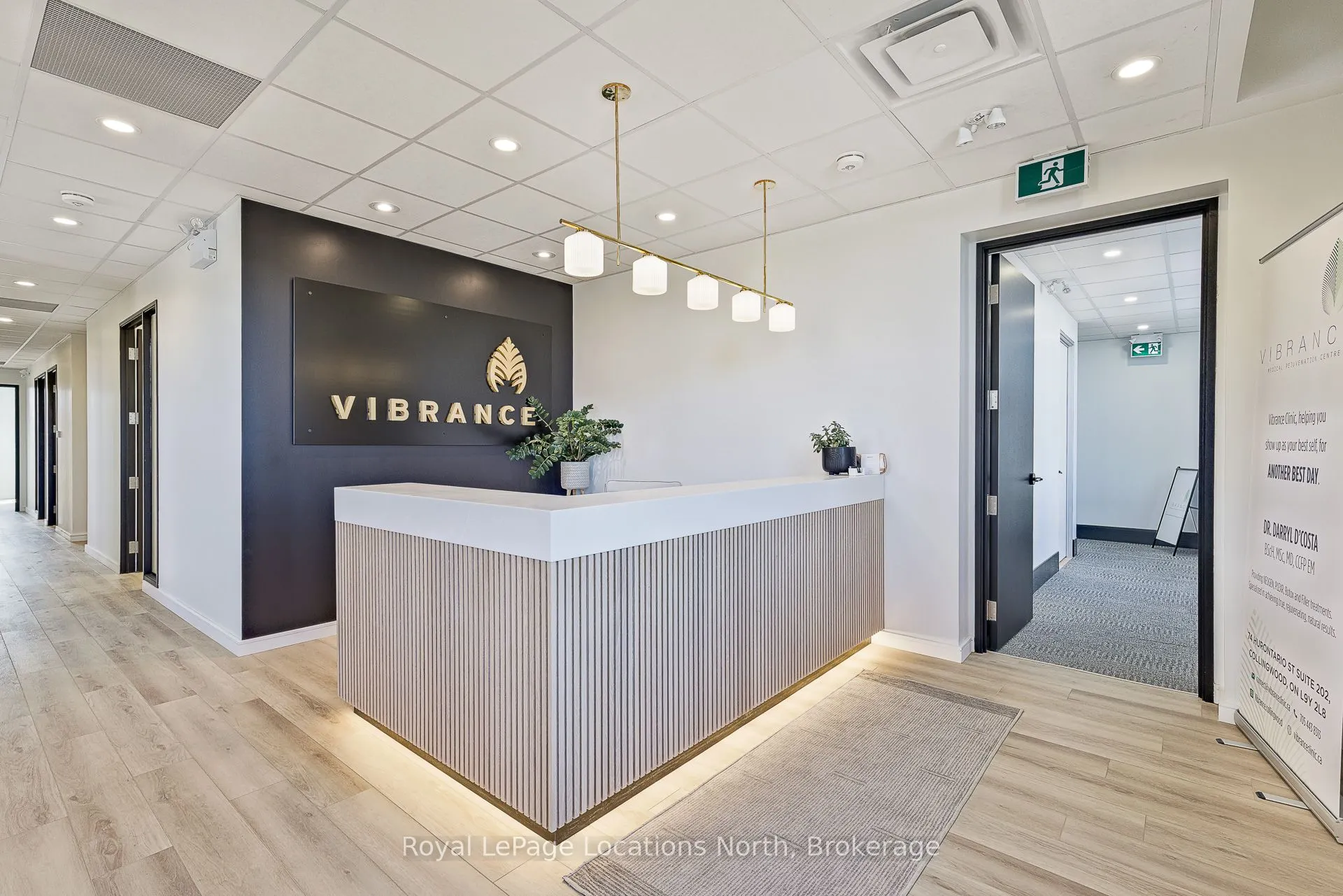 74 Hurontario Street, #202