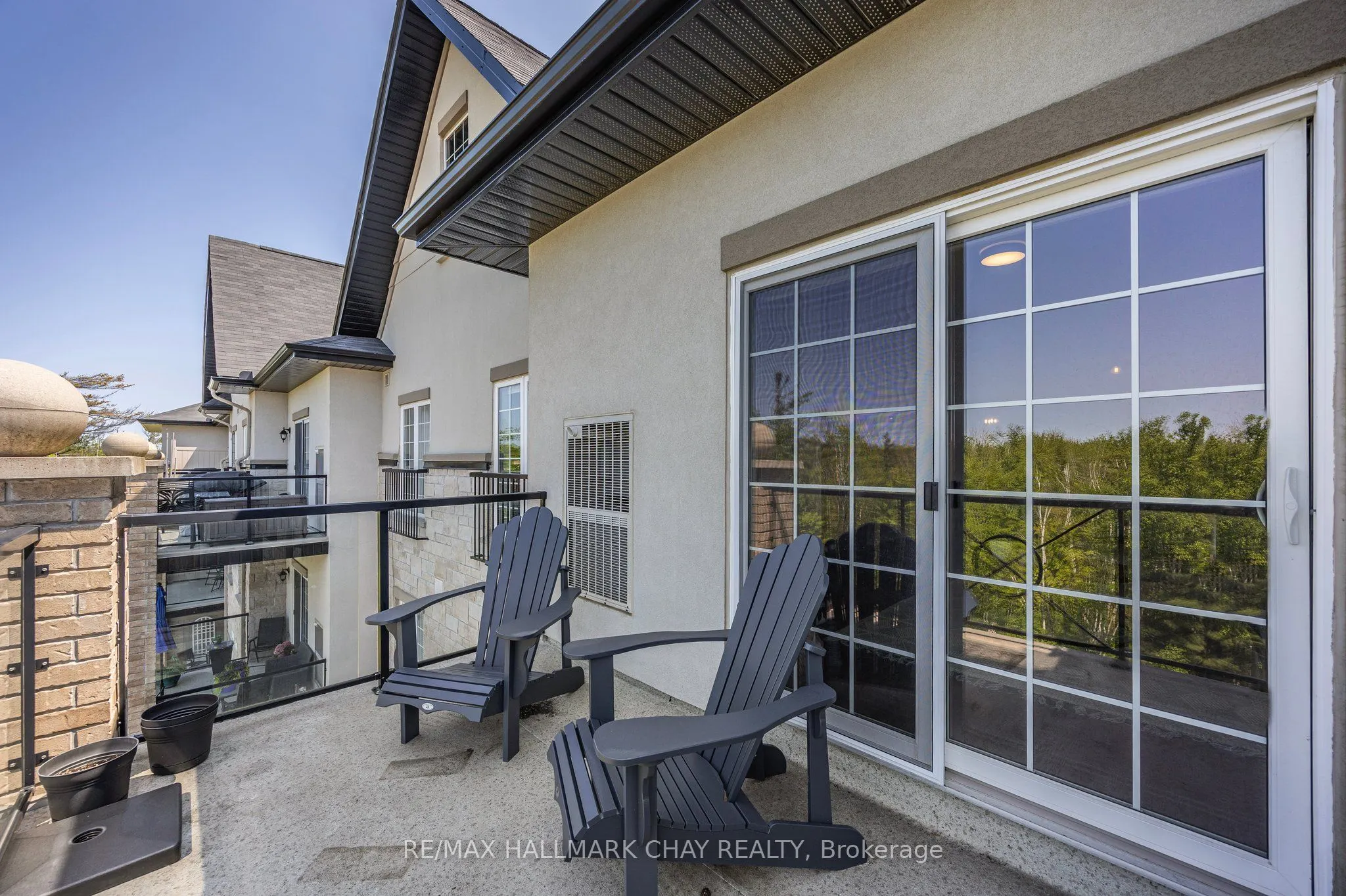 40 Ferndale Drive S, #407