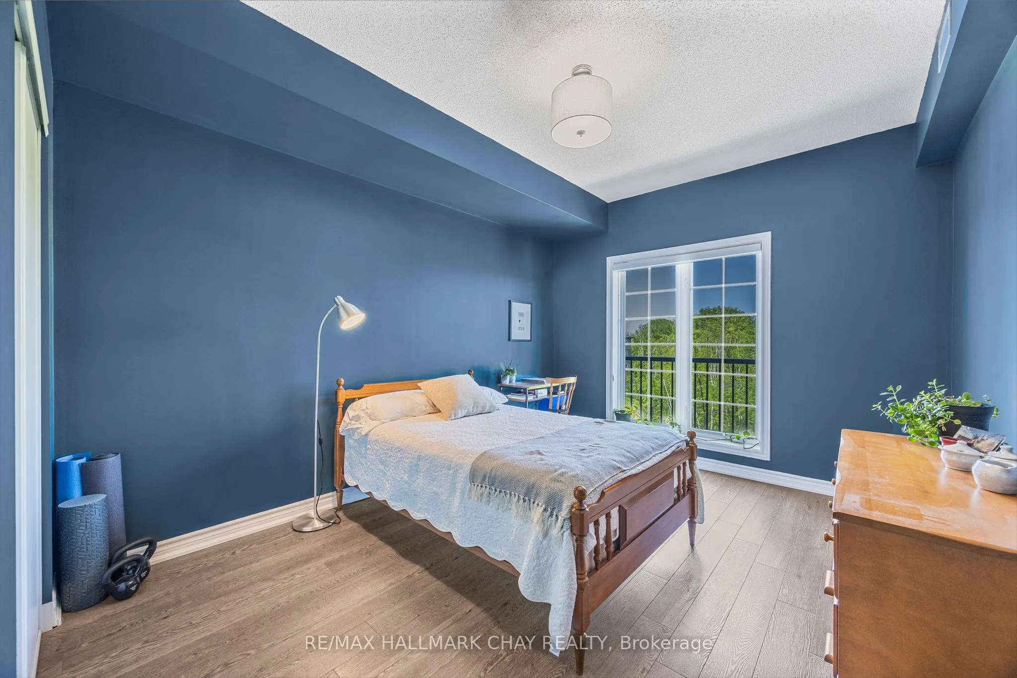 40 Ferndale Drive S, #407
