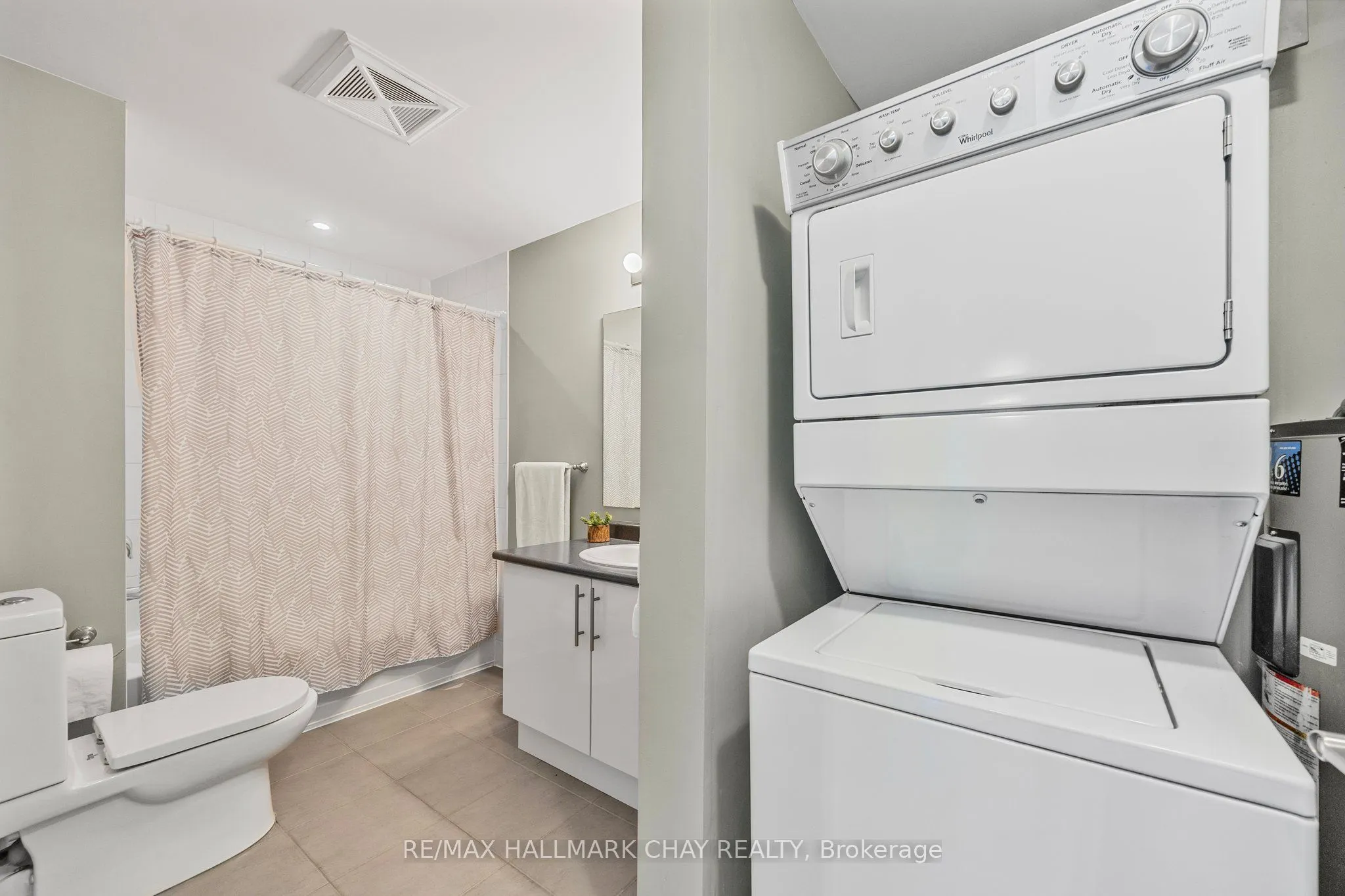 40 Ferndale Drive S, #407