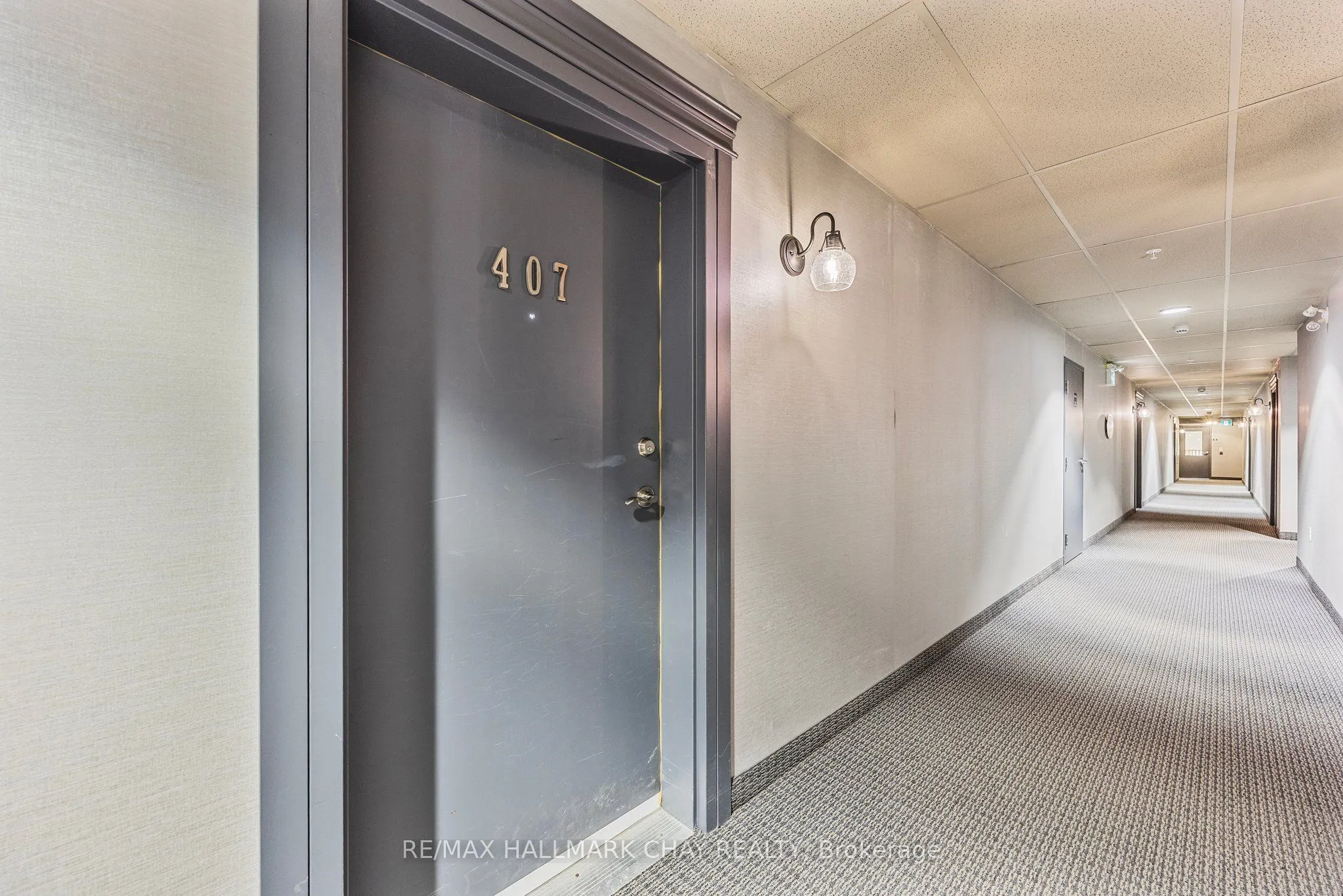 40 Ferndale Drive S, #407