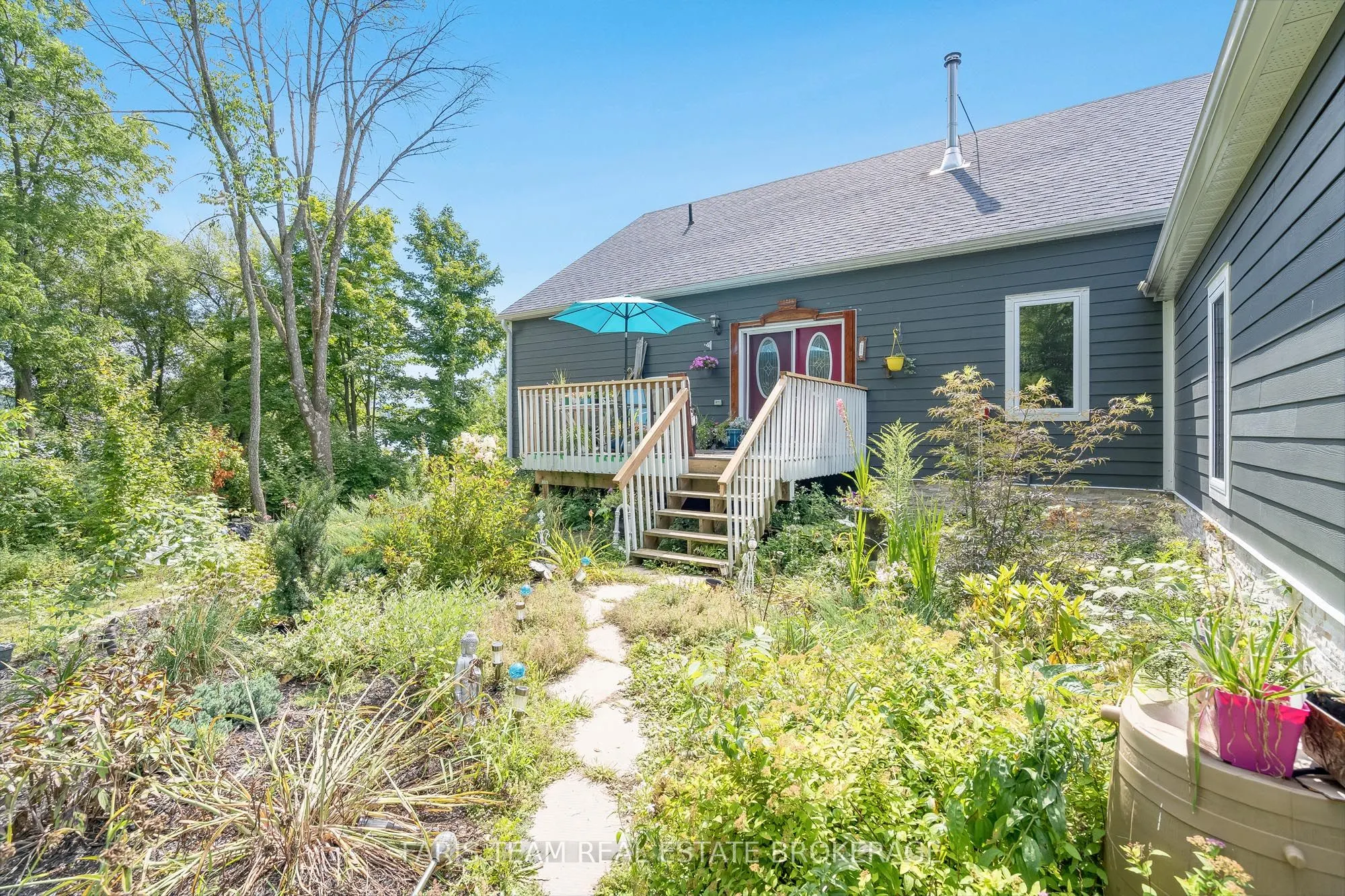 243 Champlain Road