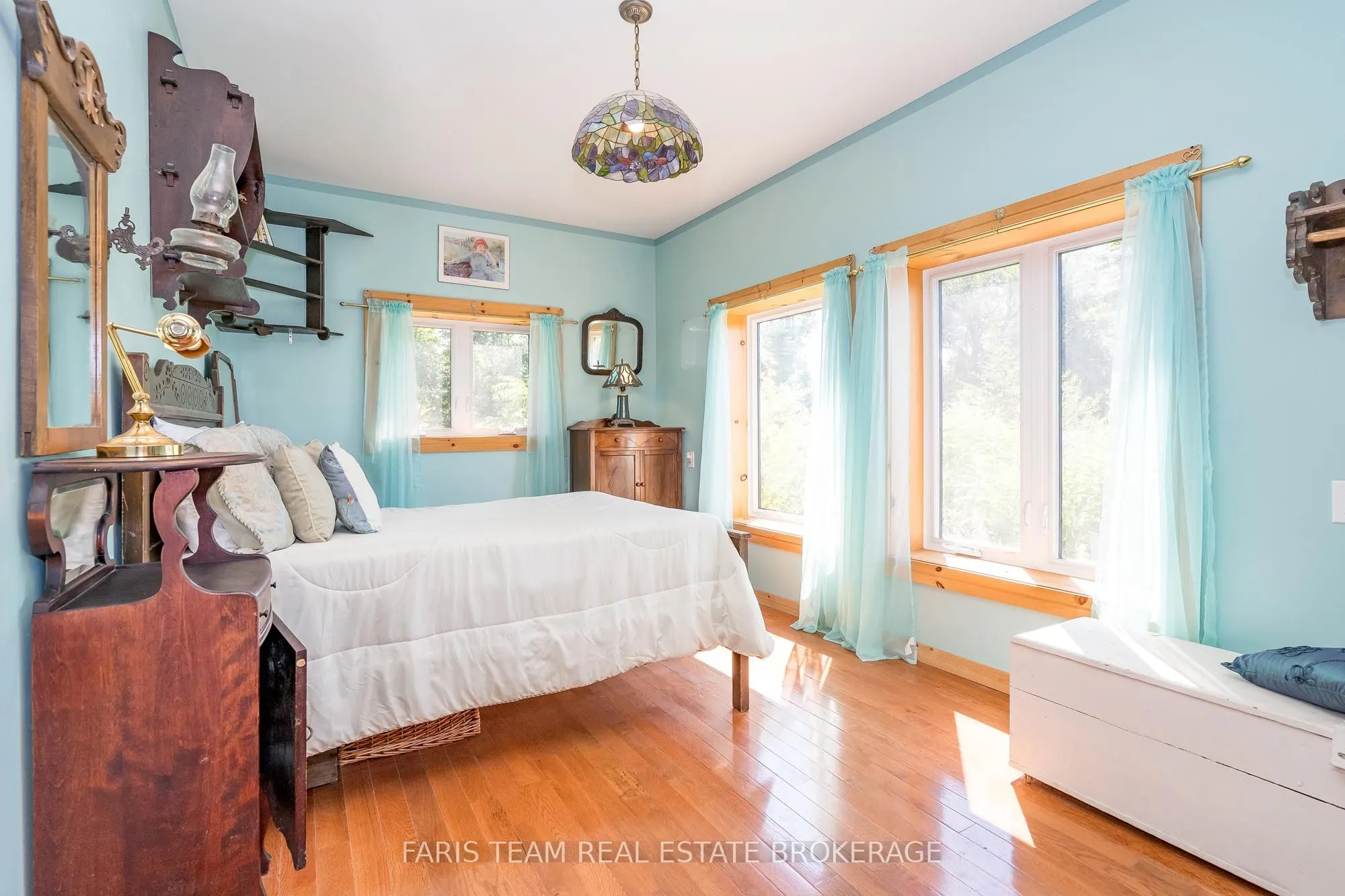 243 Champlain Road