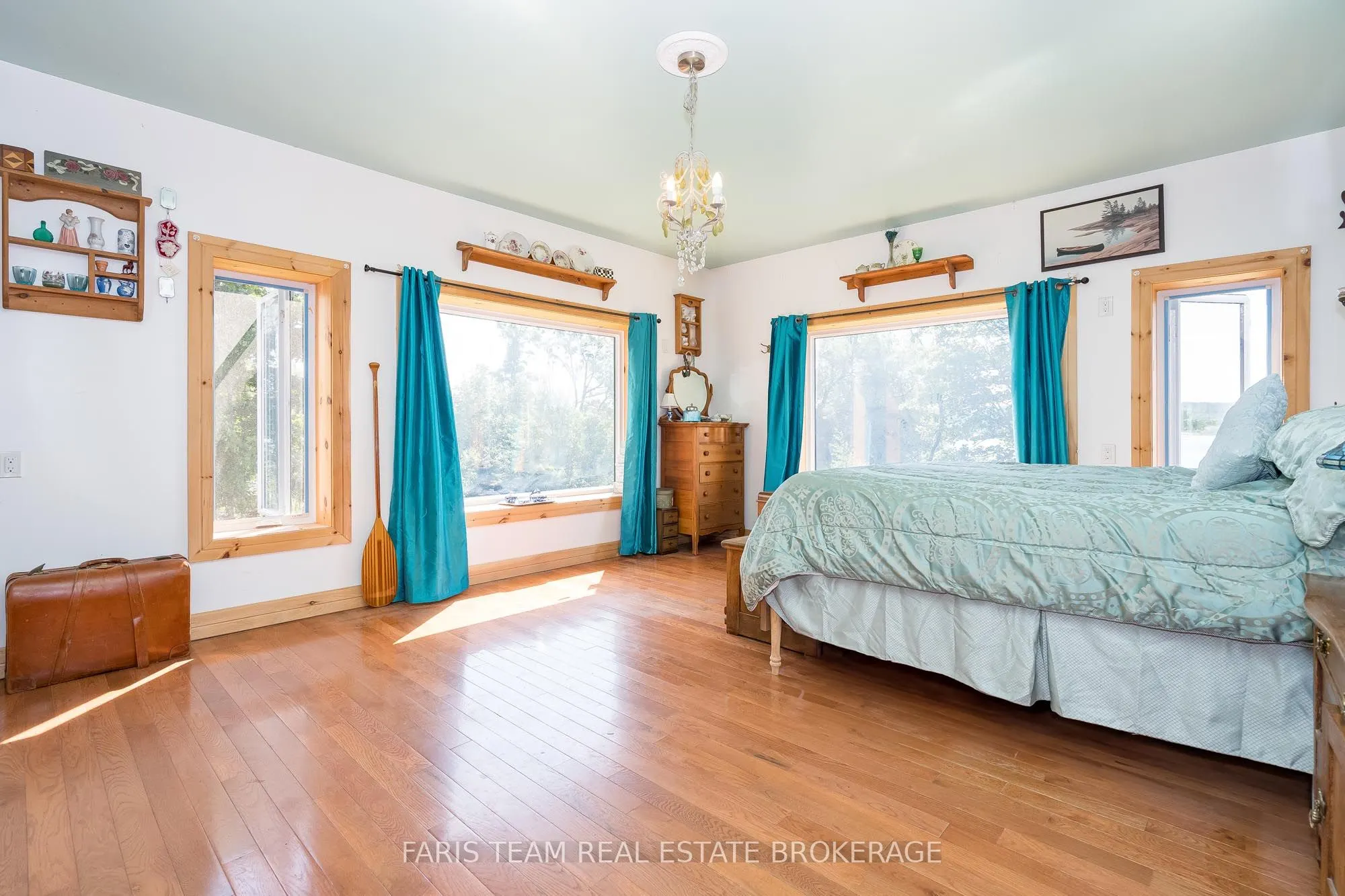 243 Champlain Road