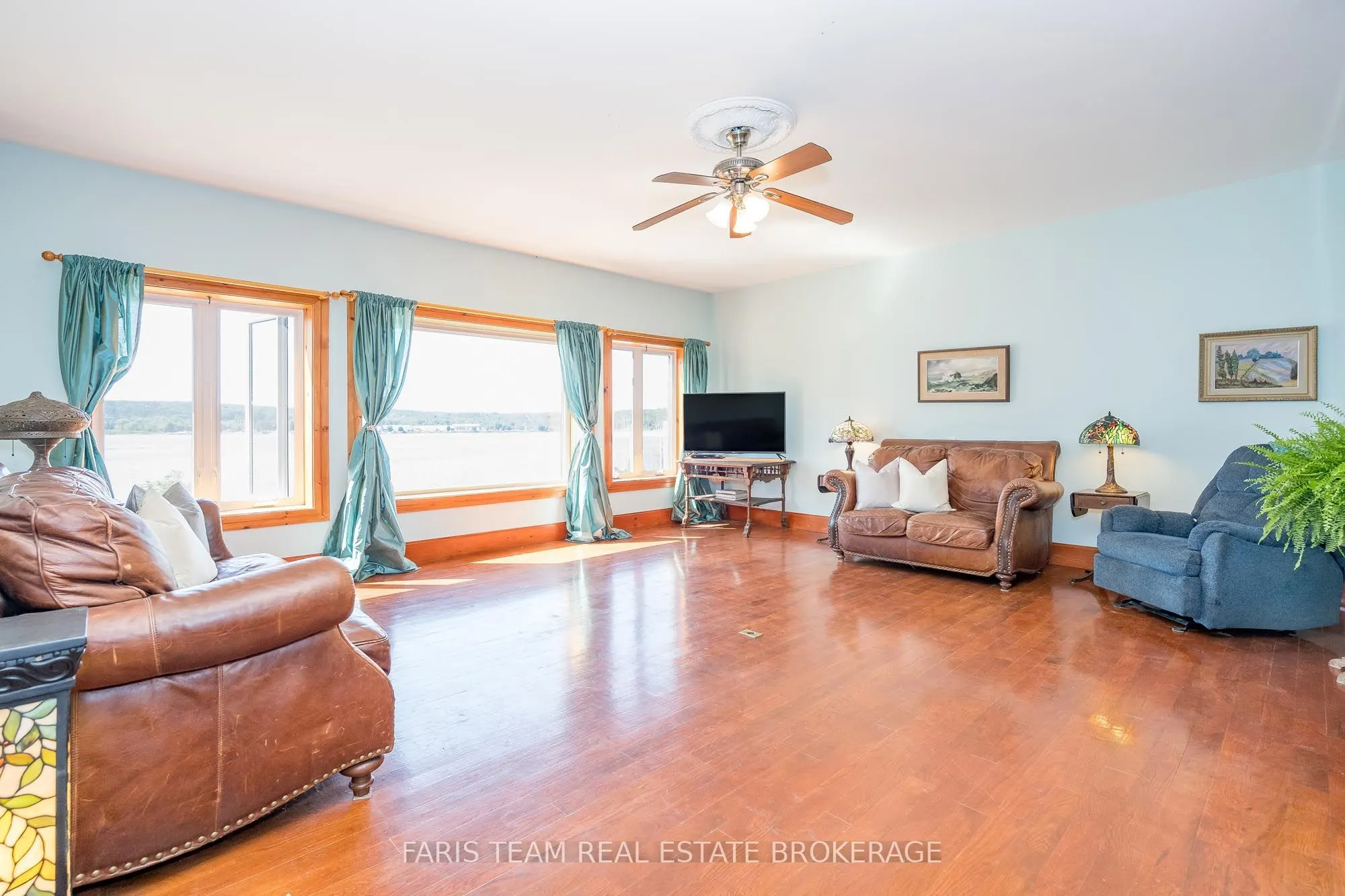 243 Champlain Road
