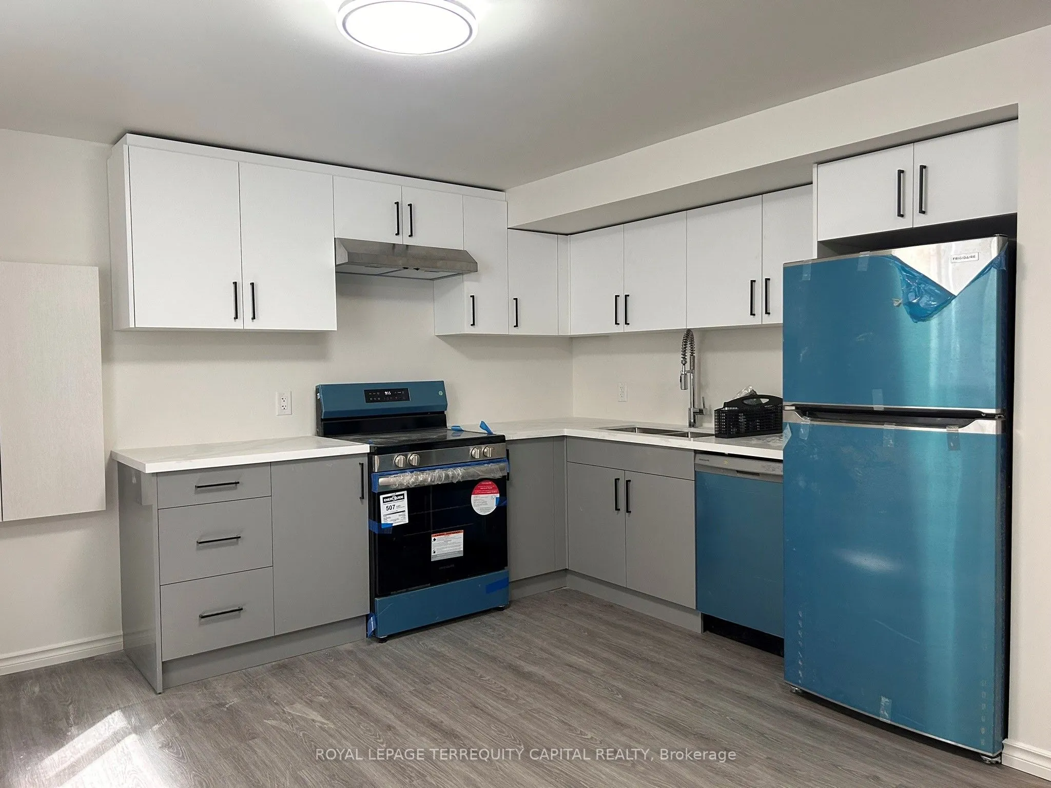35 Meyer Avenue, #Lower