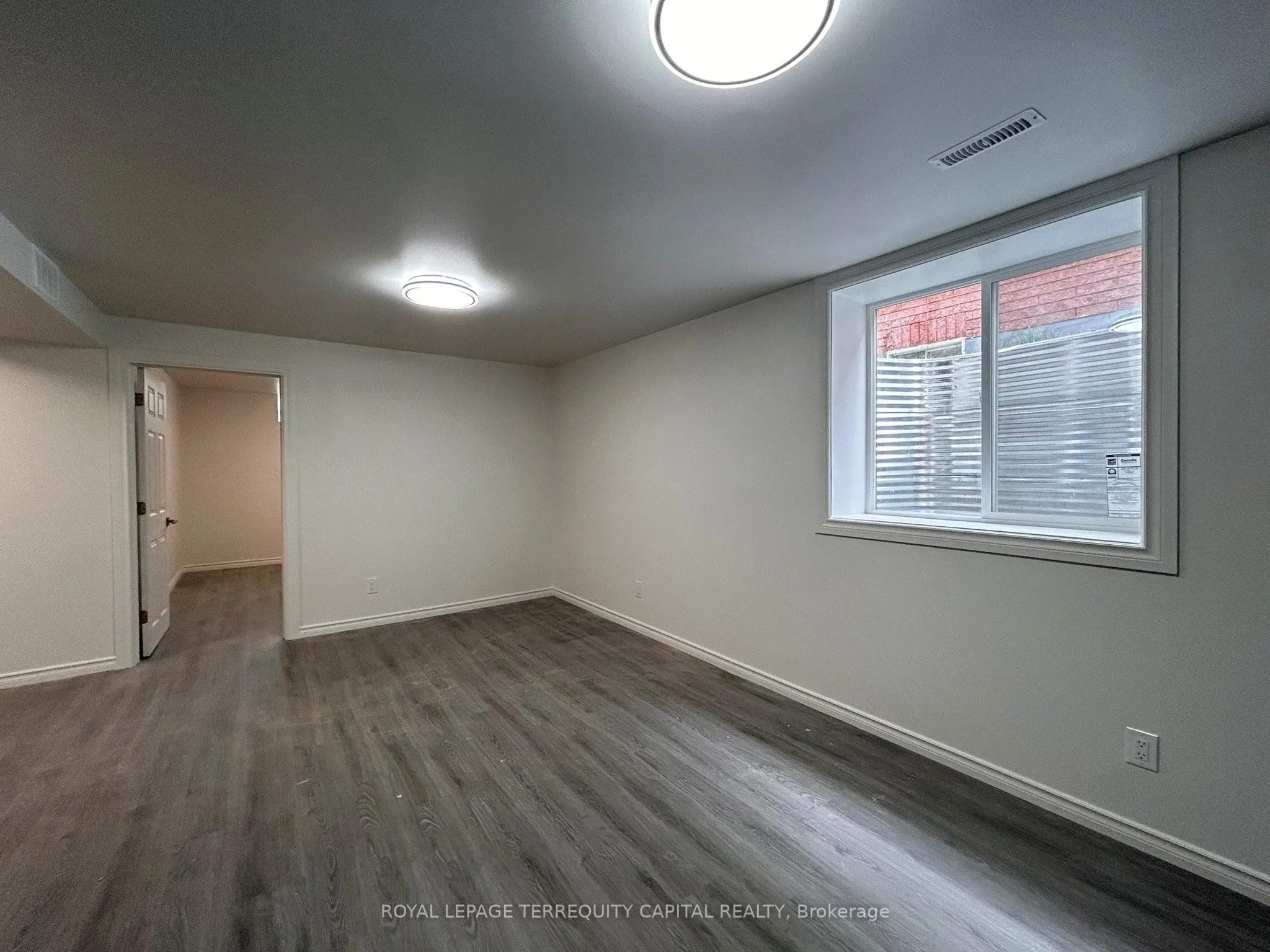 35 Meyer Avenue, #Lower