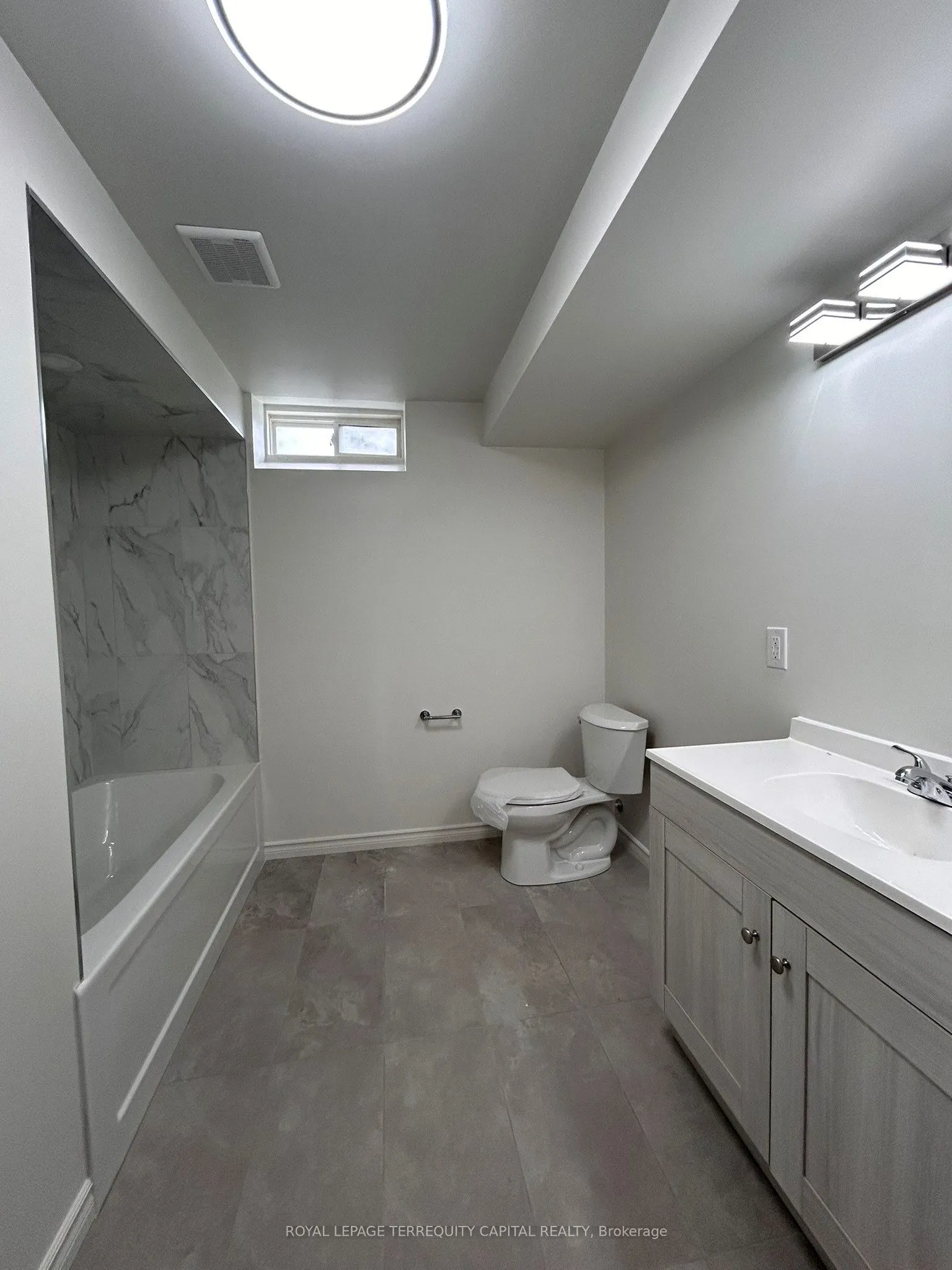 35 Meyer Avenue, #Lower