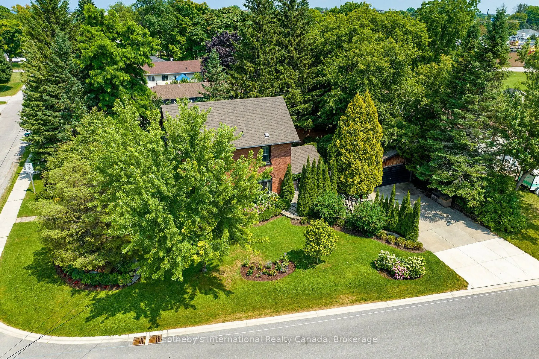 2 Erie Street