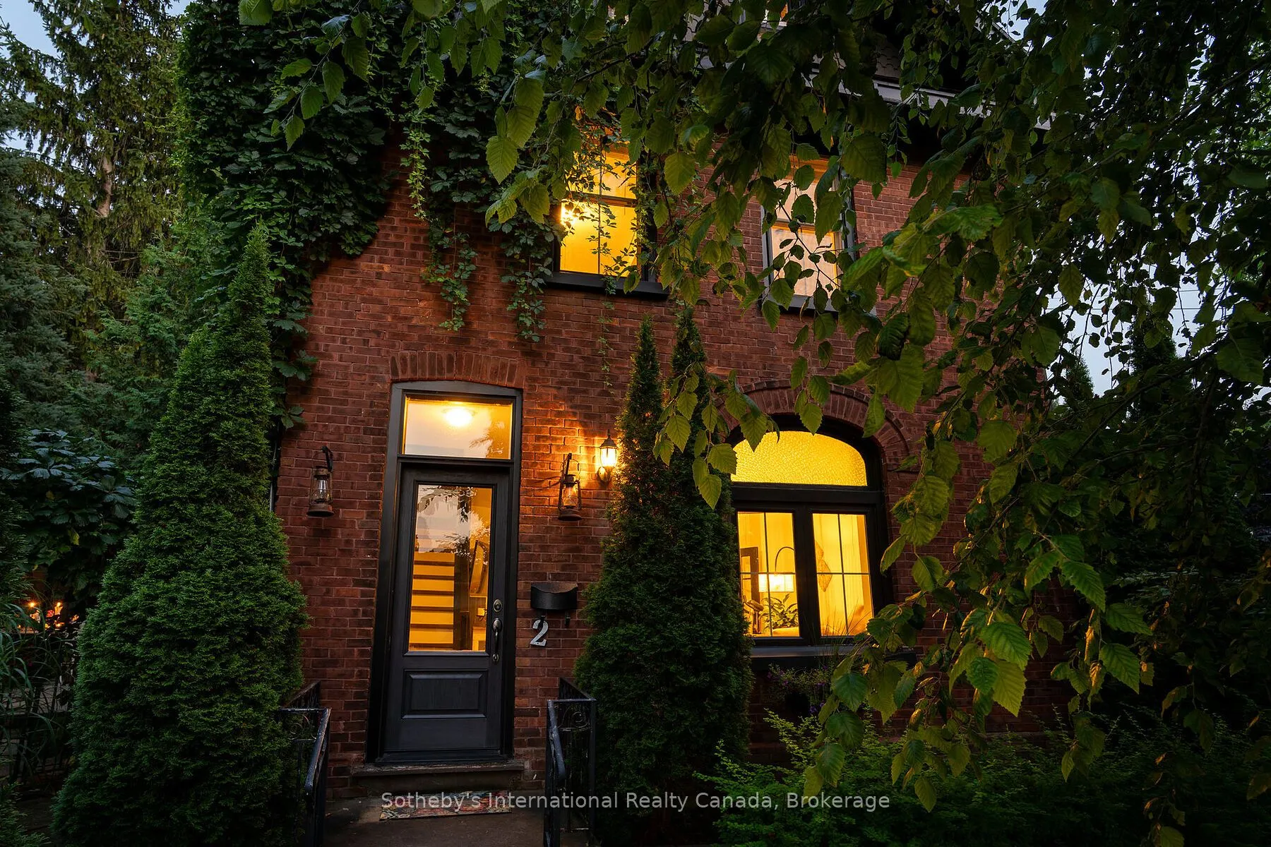 2 Erie Street