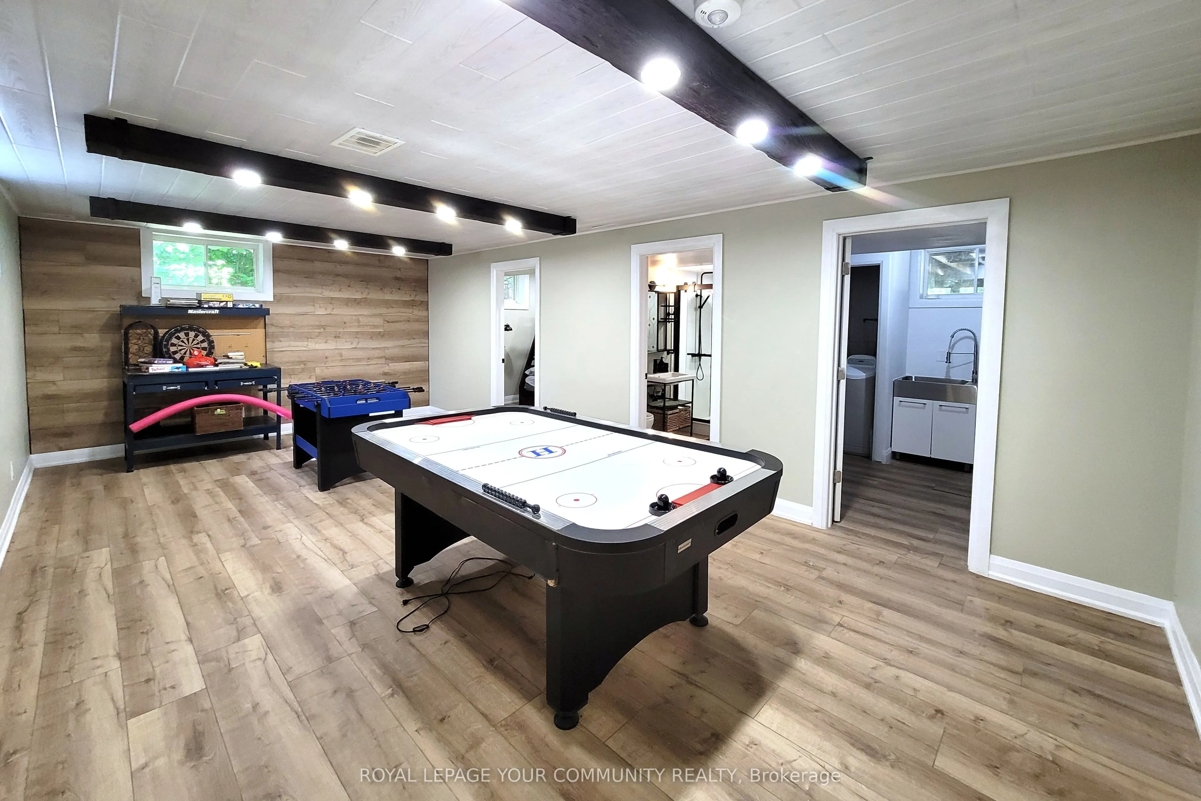 1138 Siesta Drive