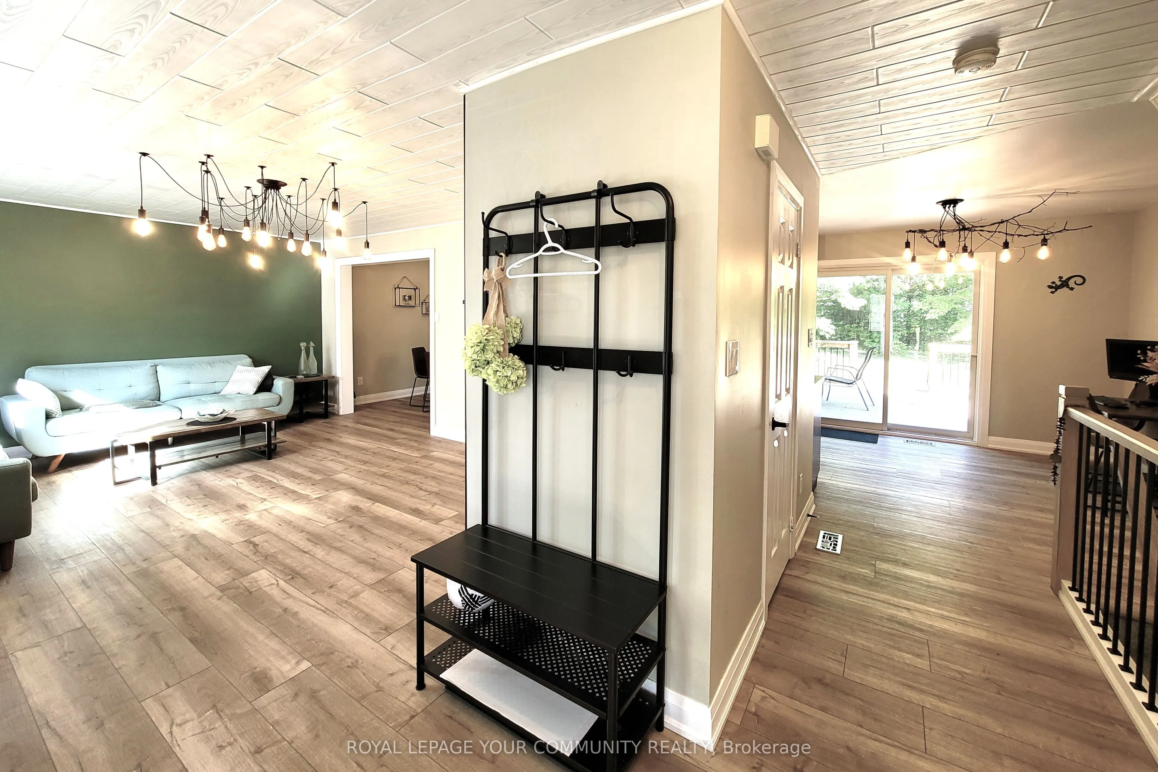 1138 Siesta Drive