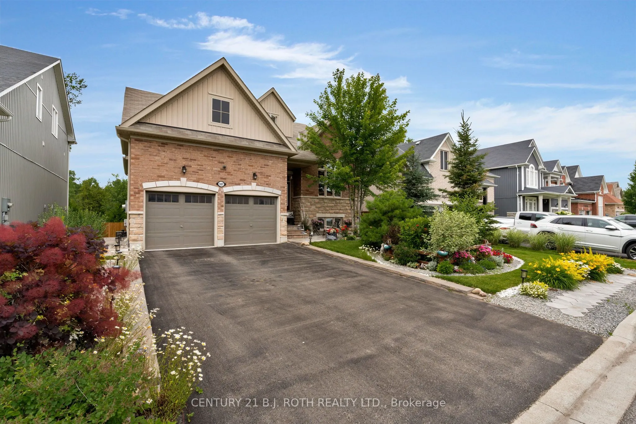 107 Allegra Drive
