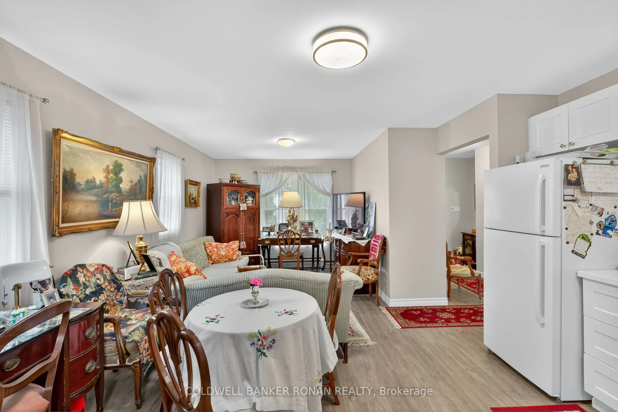 172 William Street W
