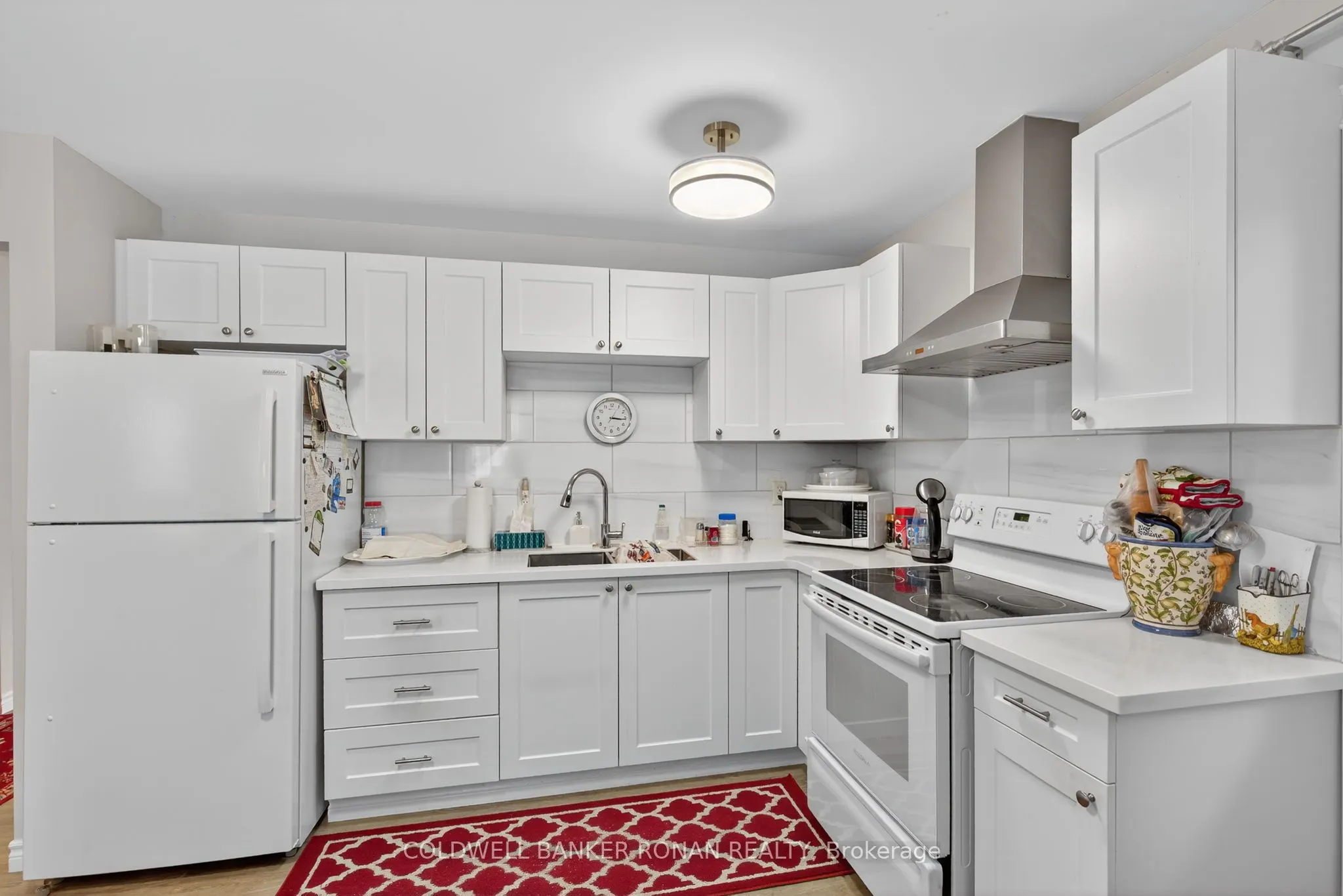 172 William Street W