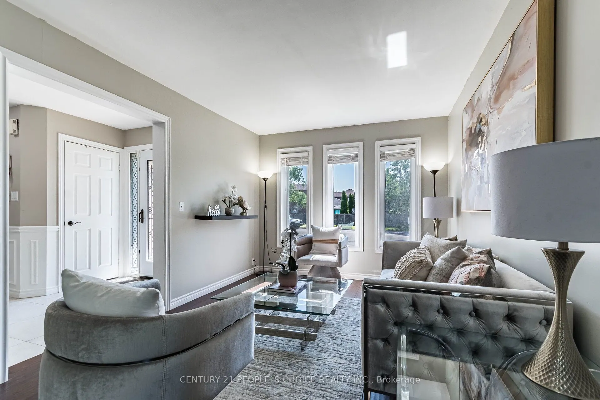 414 Cundles Road W