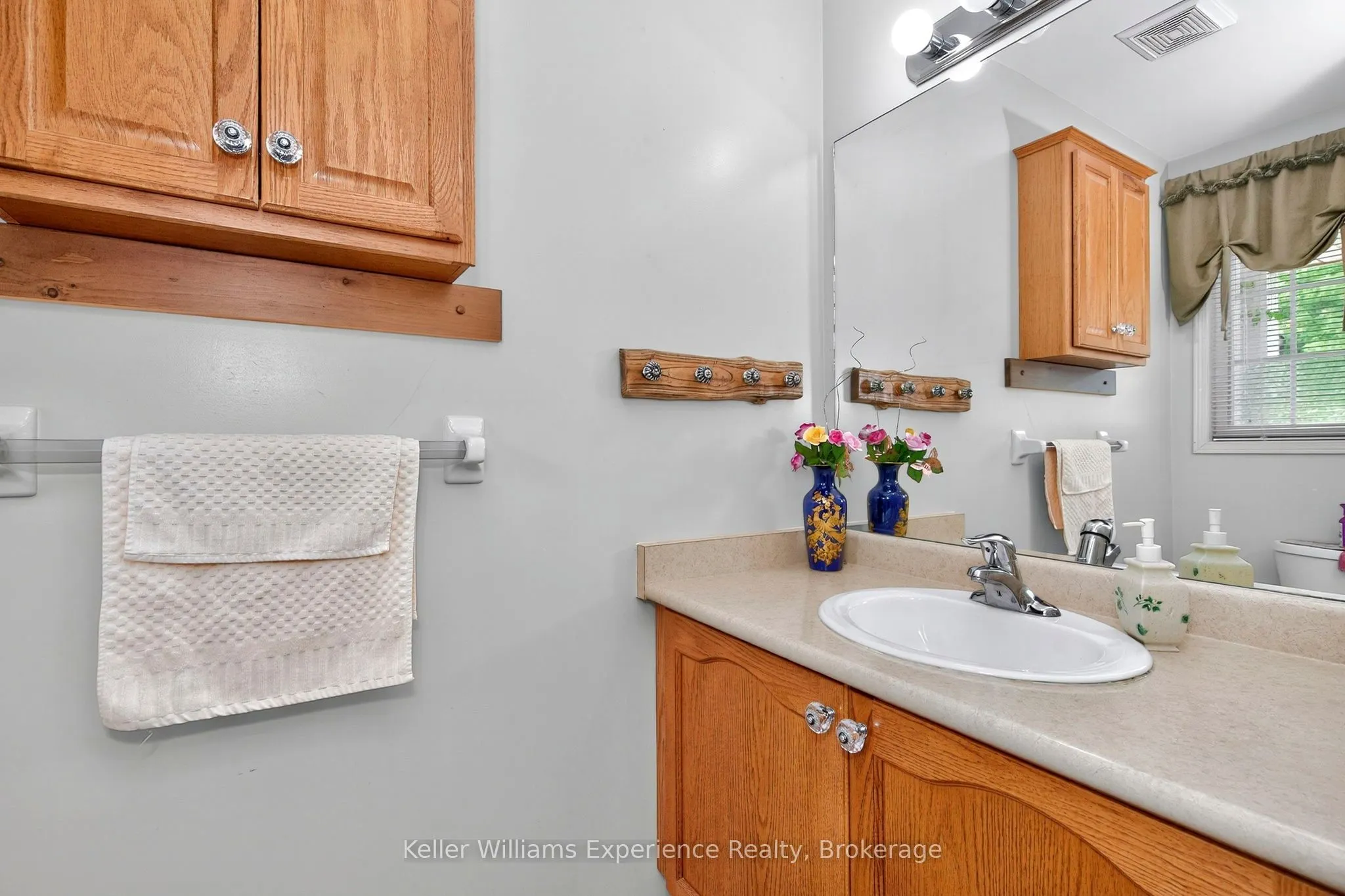 167 Southwinds Crescent