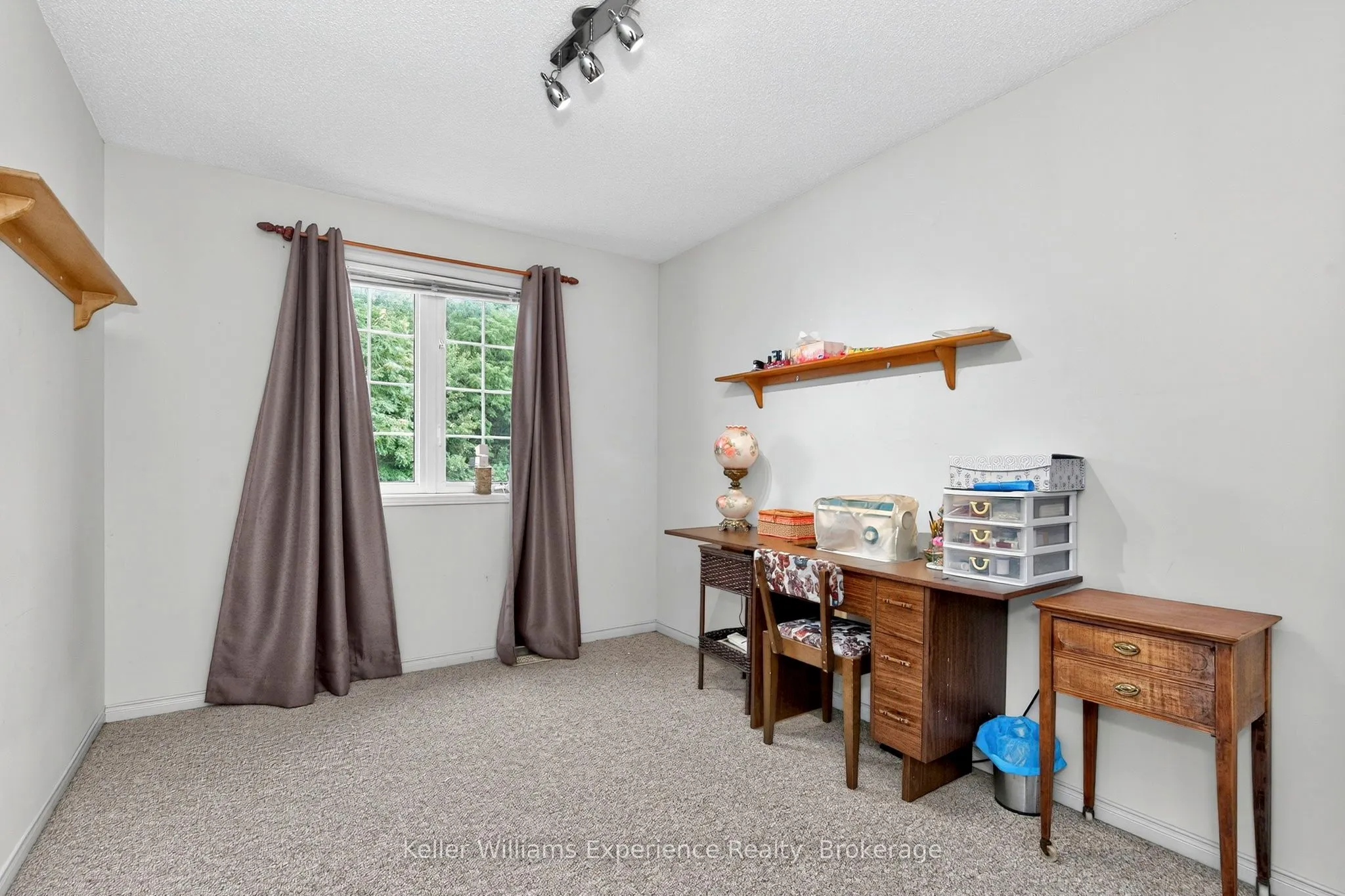 167 Southwinds Crescent