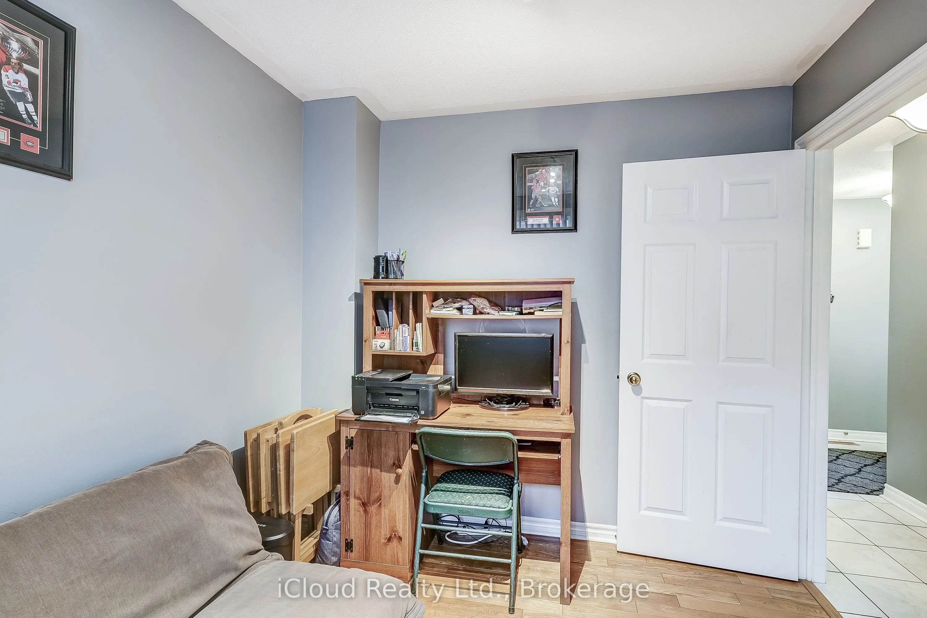 9 Timothy Lane S