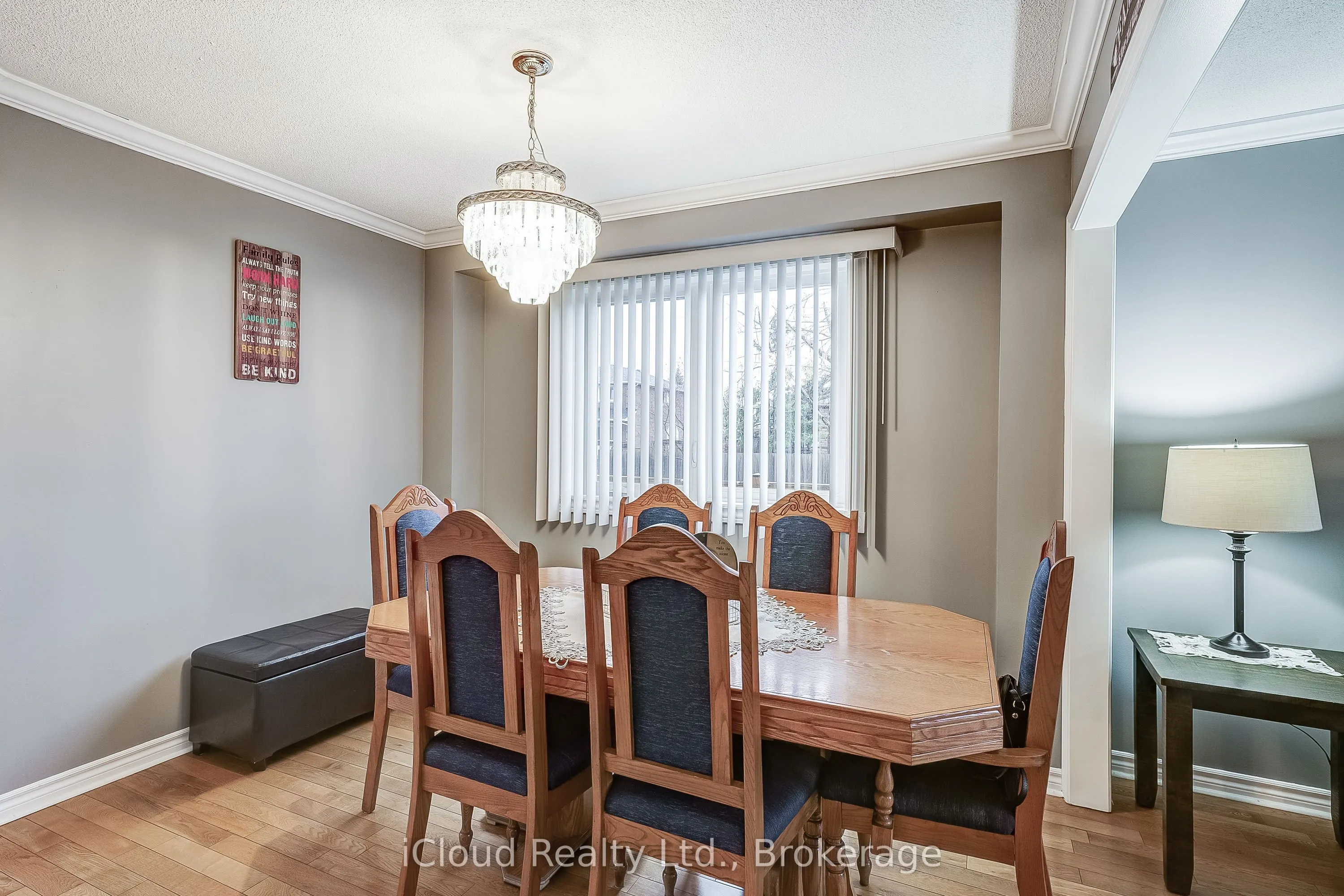 9 Timothy Lane S