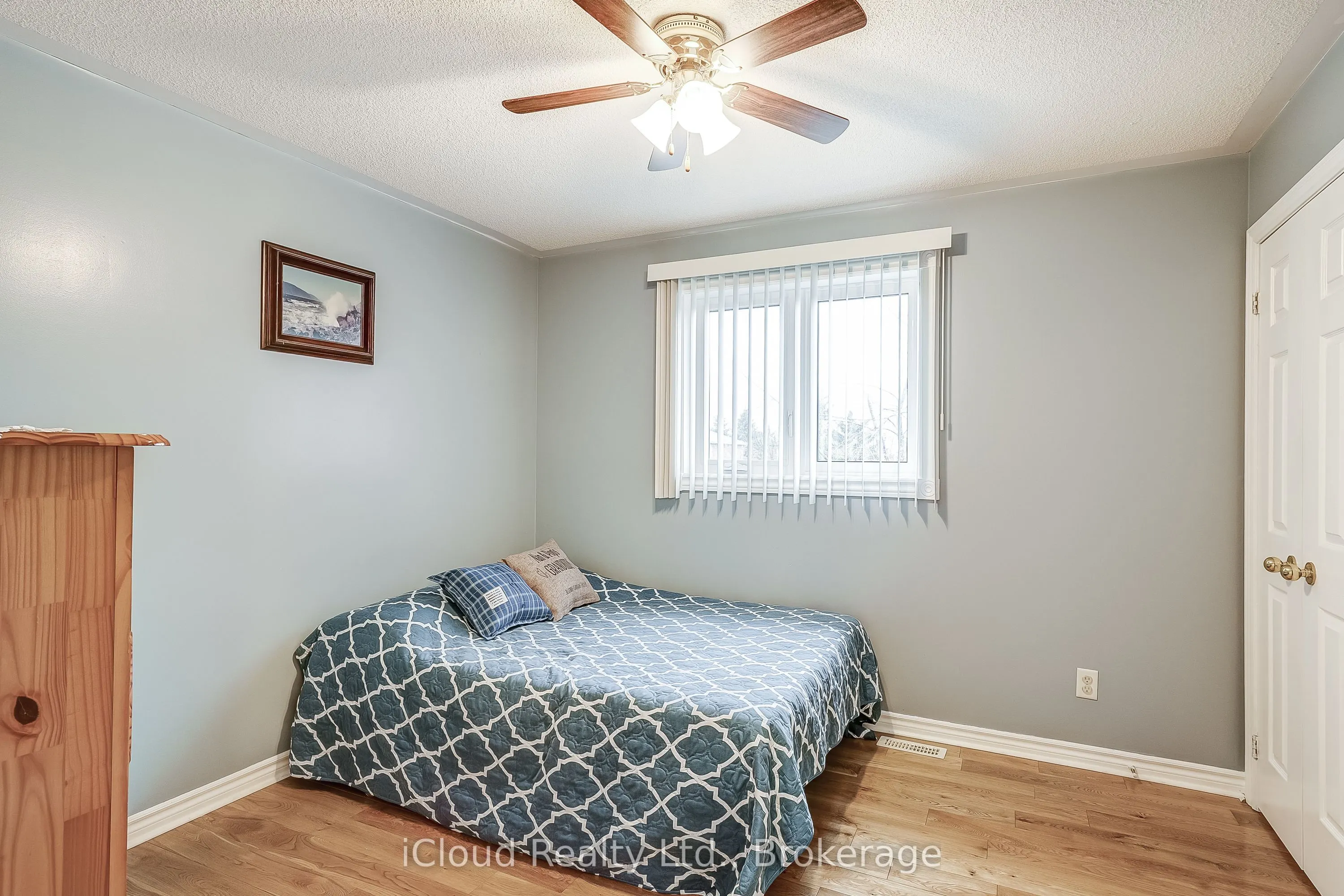 9 Timothy Lane S