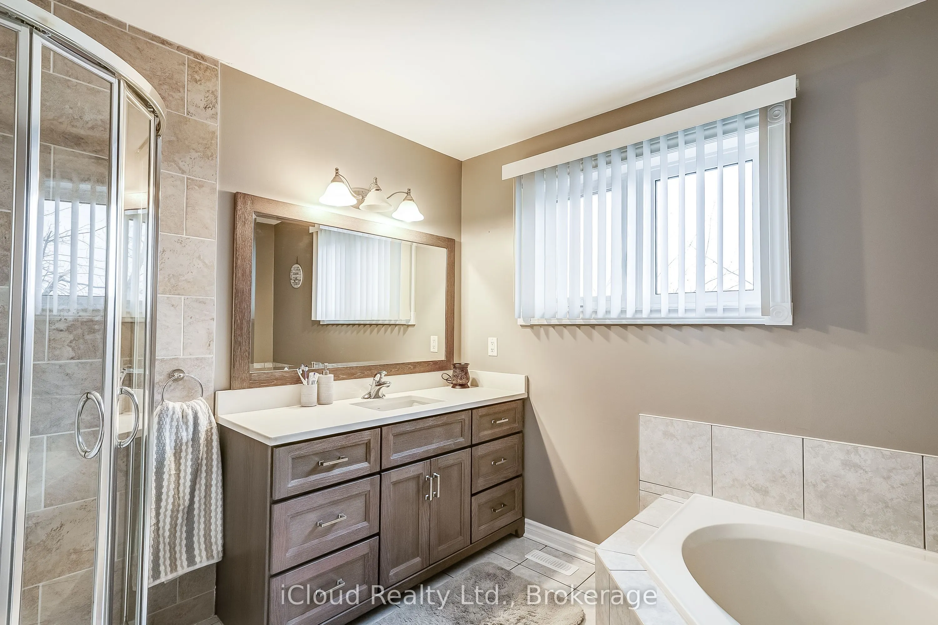 9 Timothy Lane S