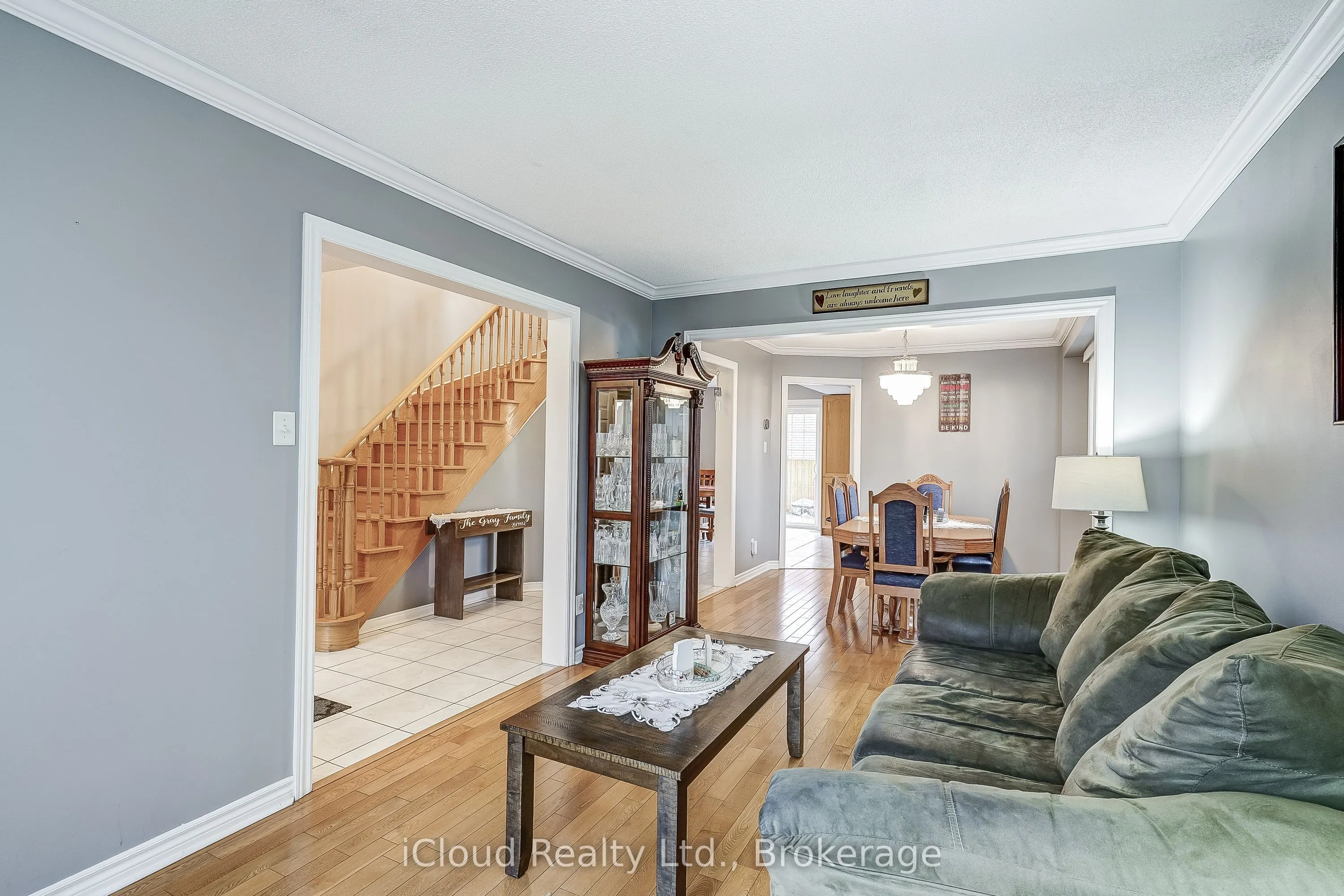 9 Timothy Lane S