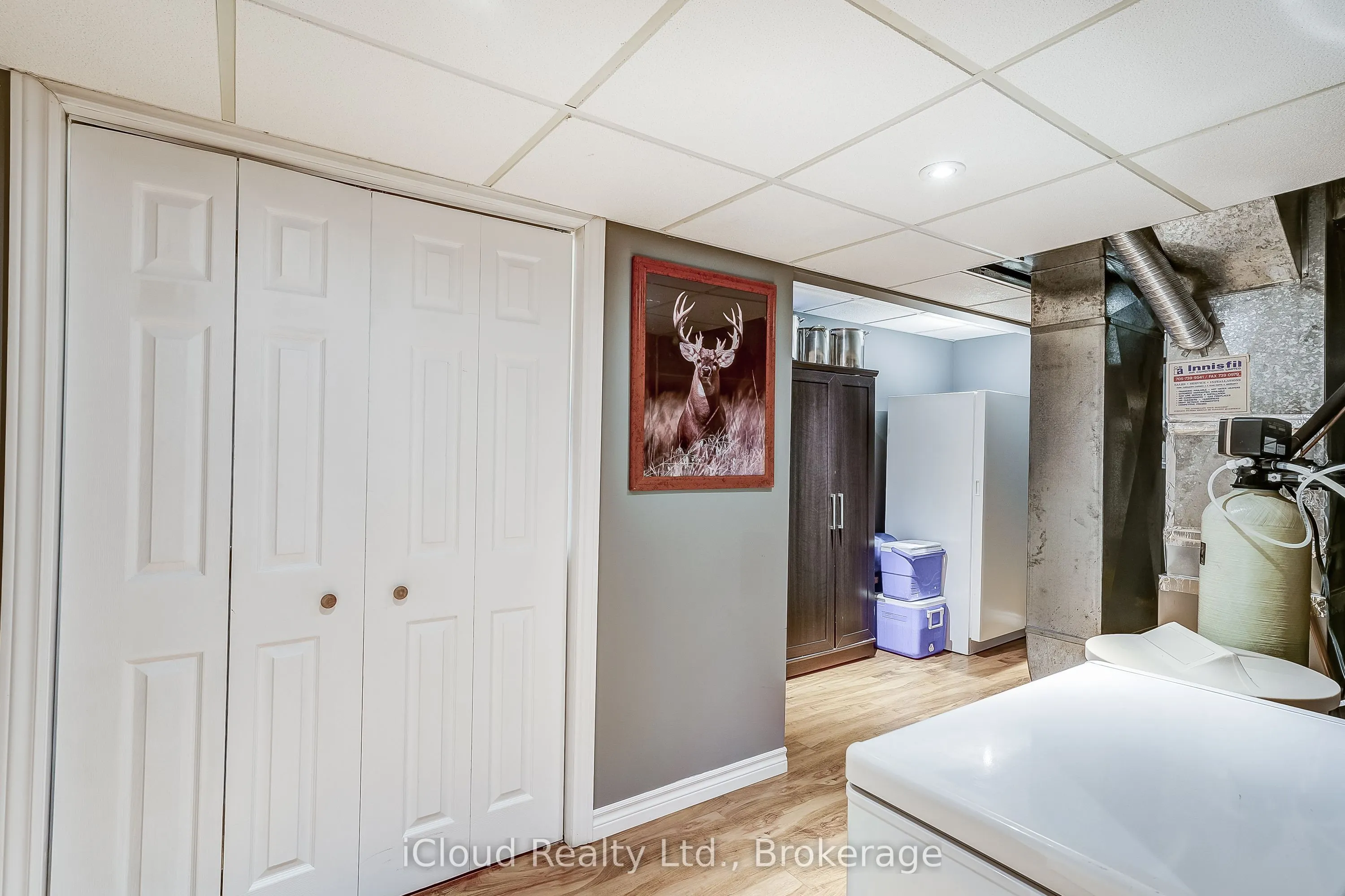 9 Timothy Lane S