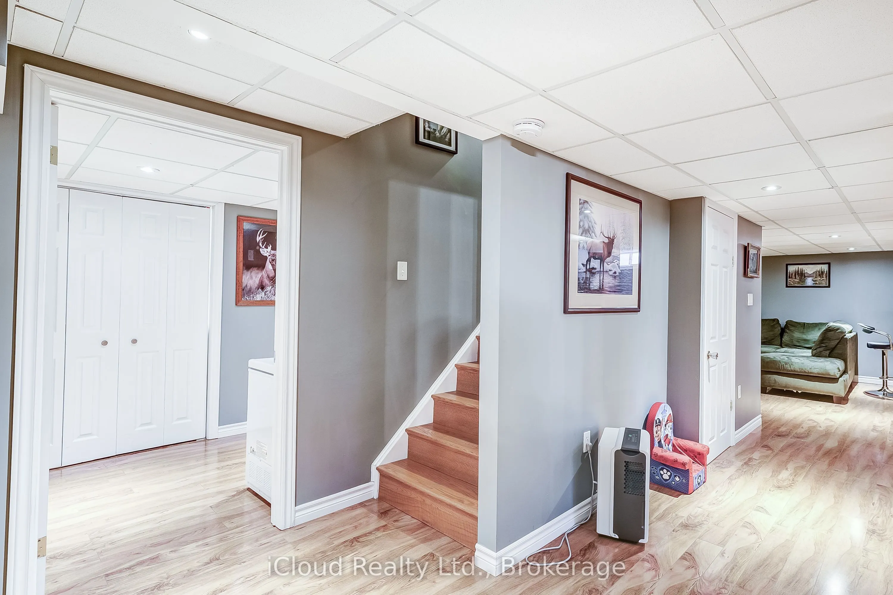 9 Timothy Lane S
