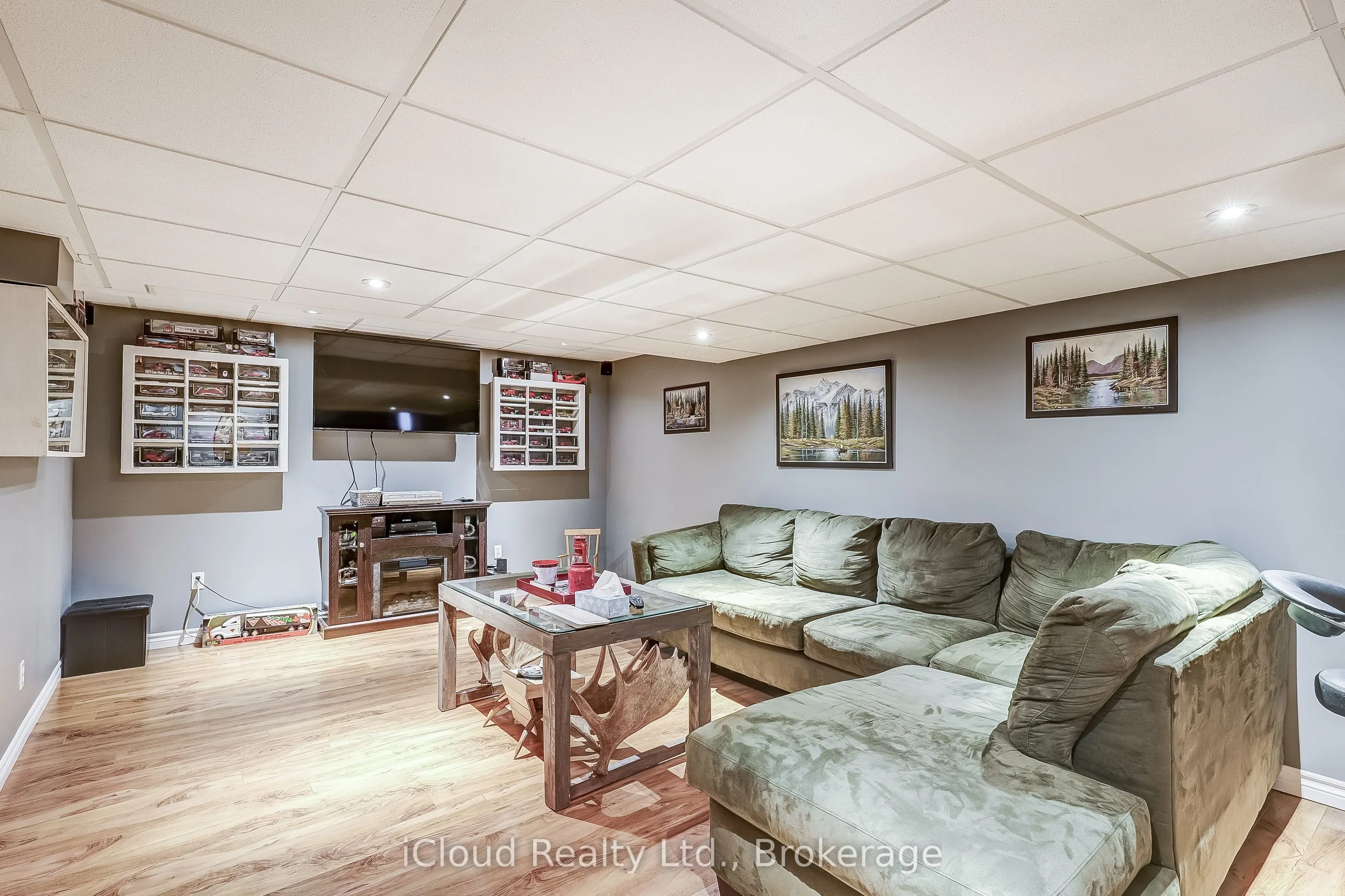 9 Timothy Lane S