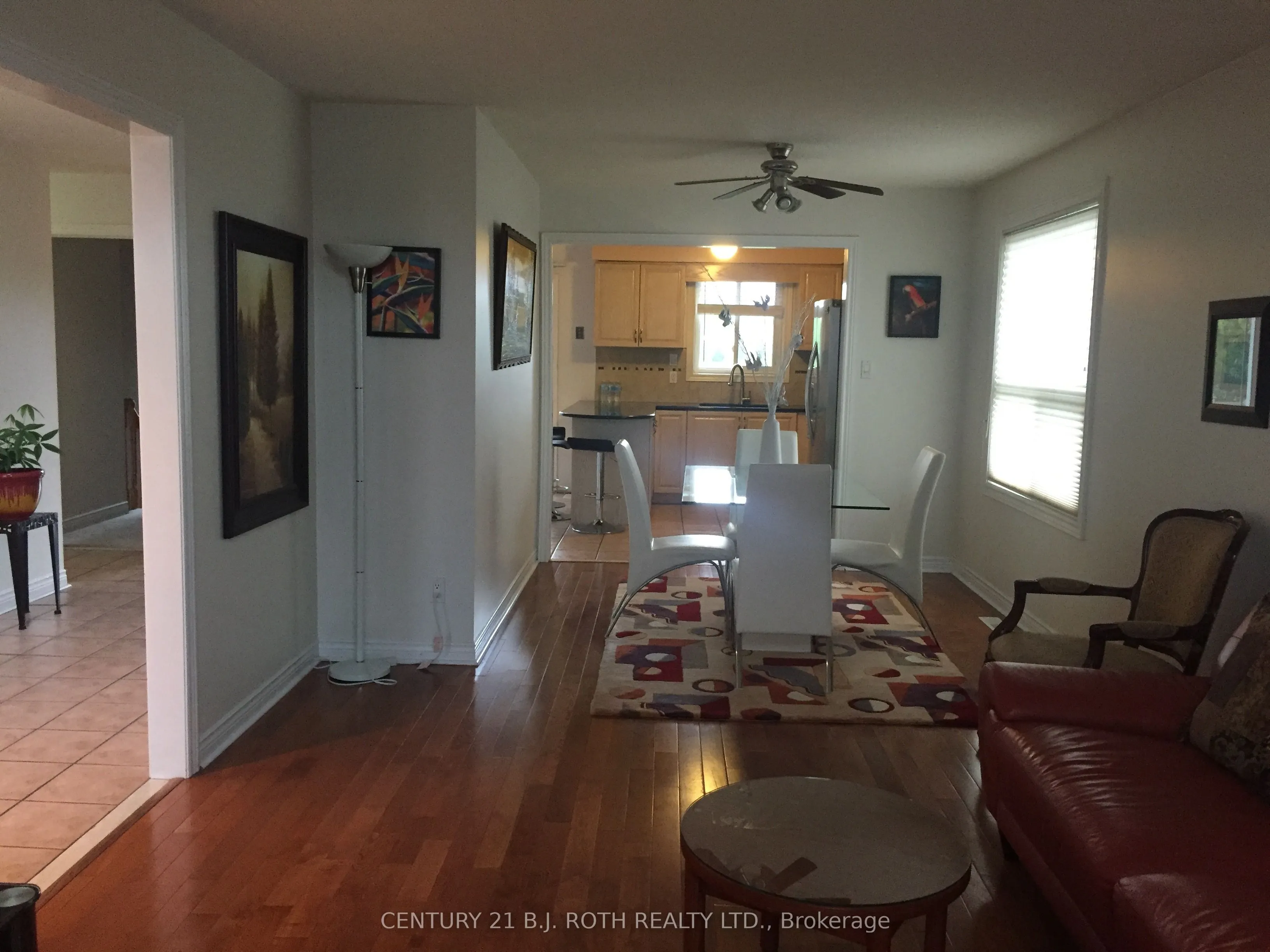 22 Mapleton Avenue, #Upper