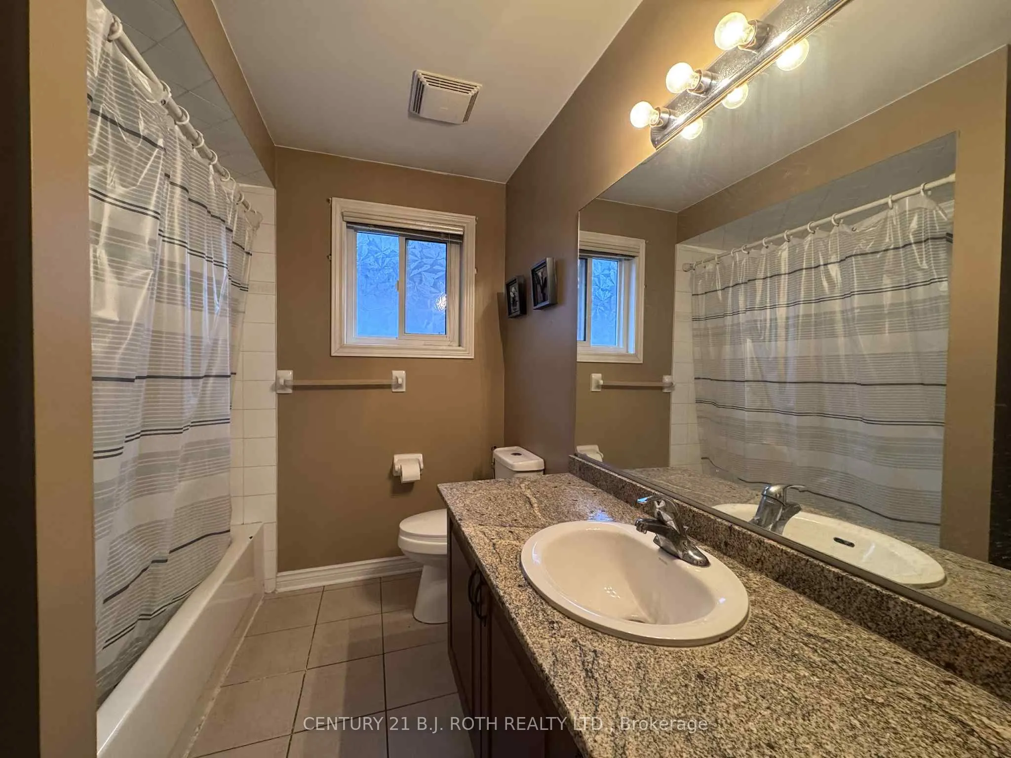 22 Mapleton Avenue, #Upper