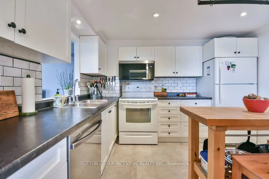 181 Collier Street, #307