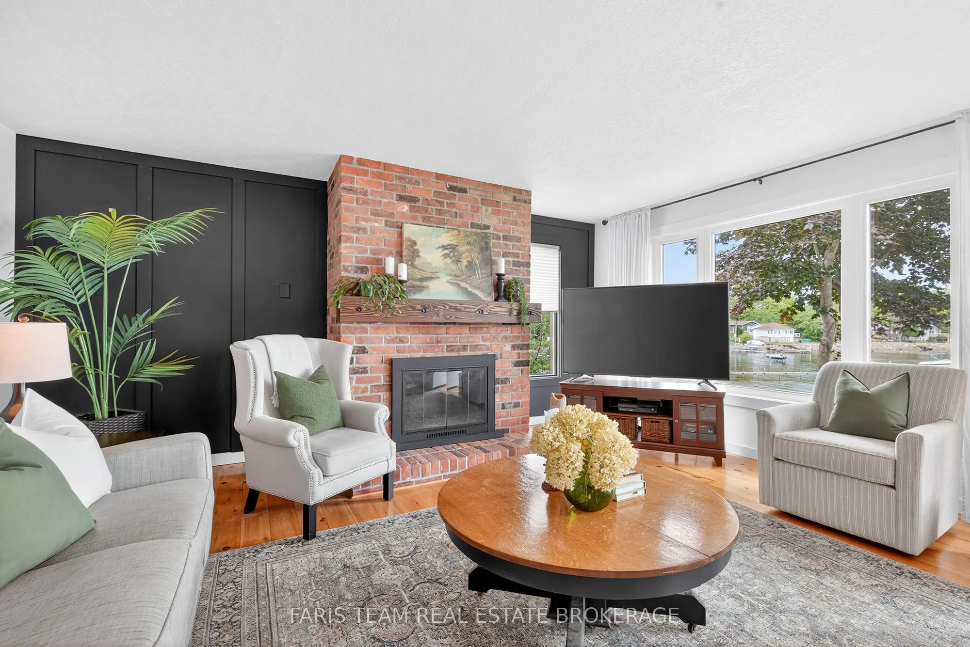 238 Robins Point Road