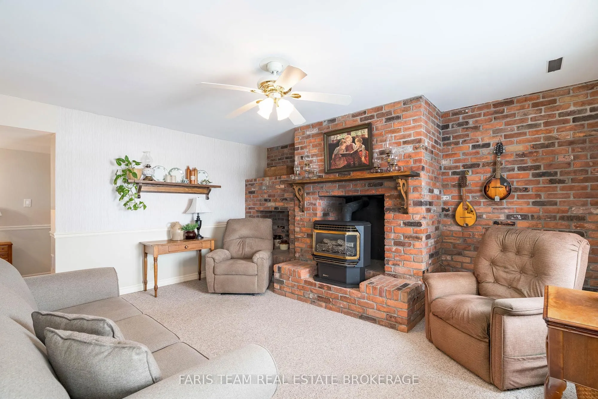 238 Robins Point Road