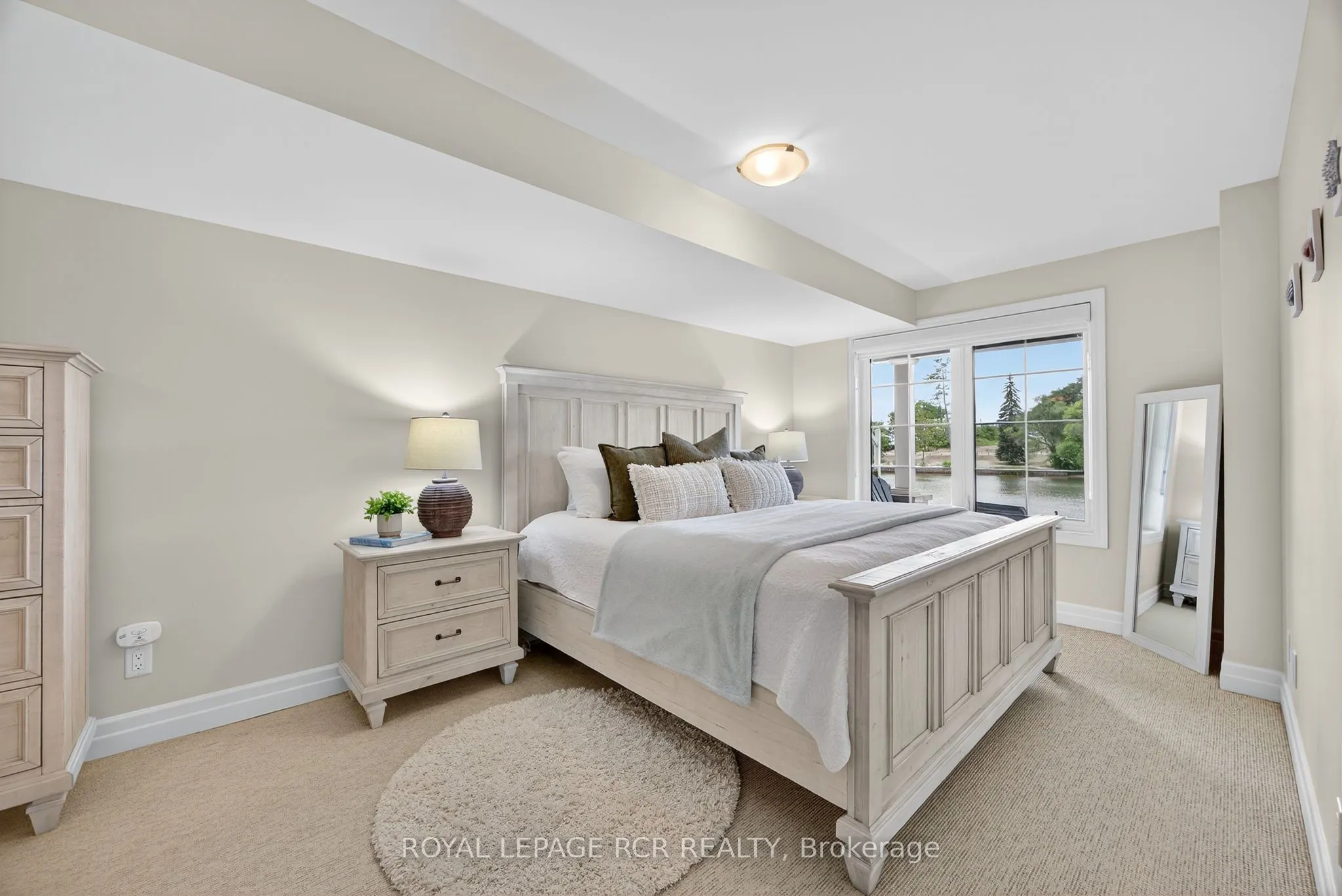64 River Road E, #3