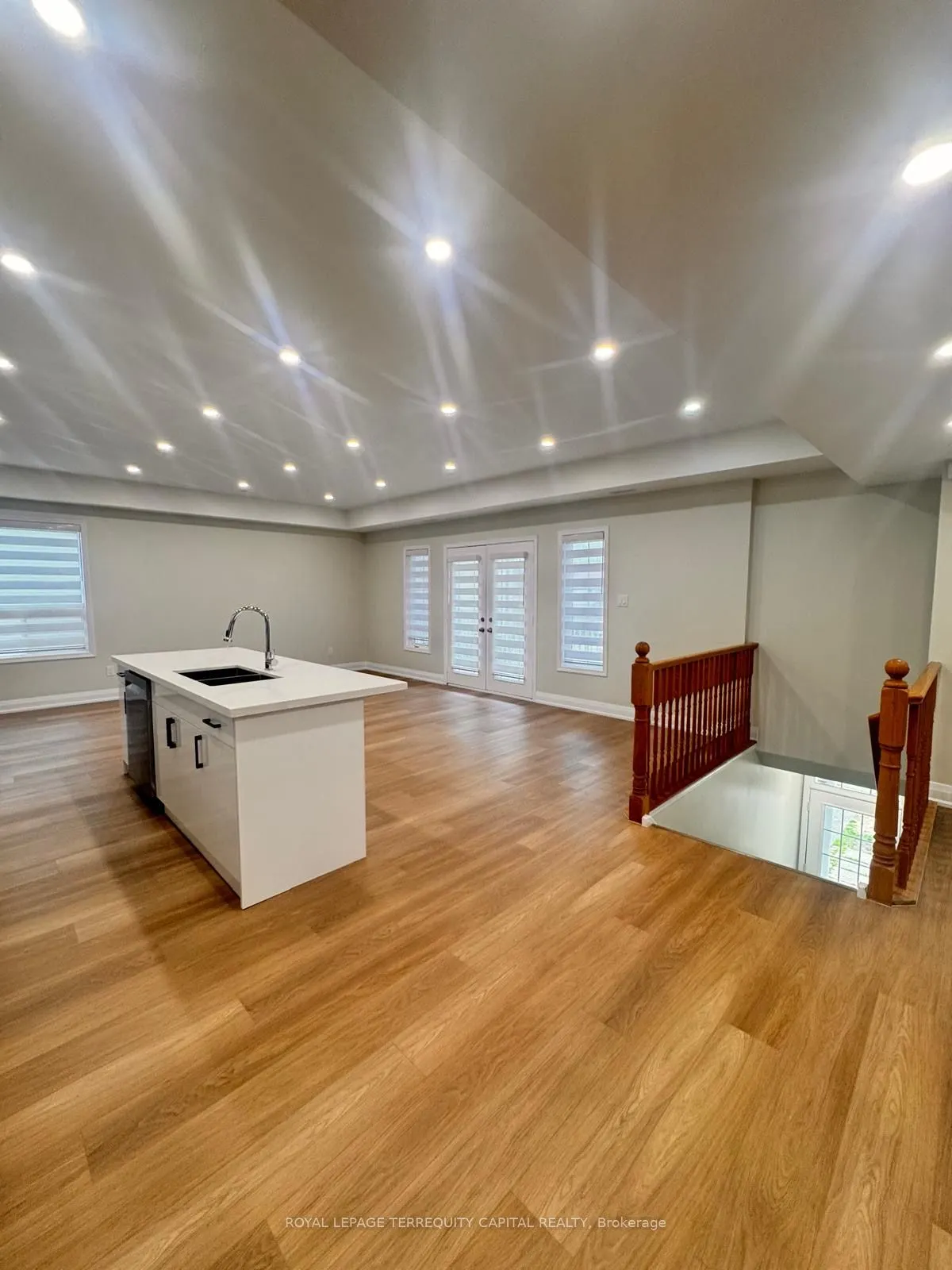 344 Edgehill Drive, #Upper